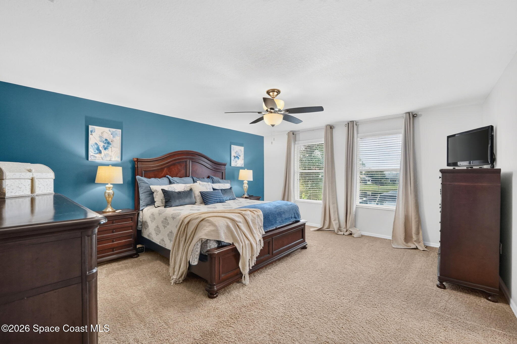3517 Hollisten Circle