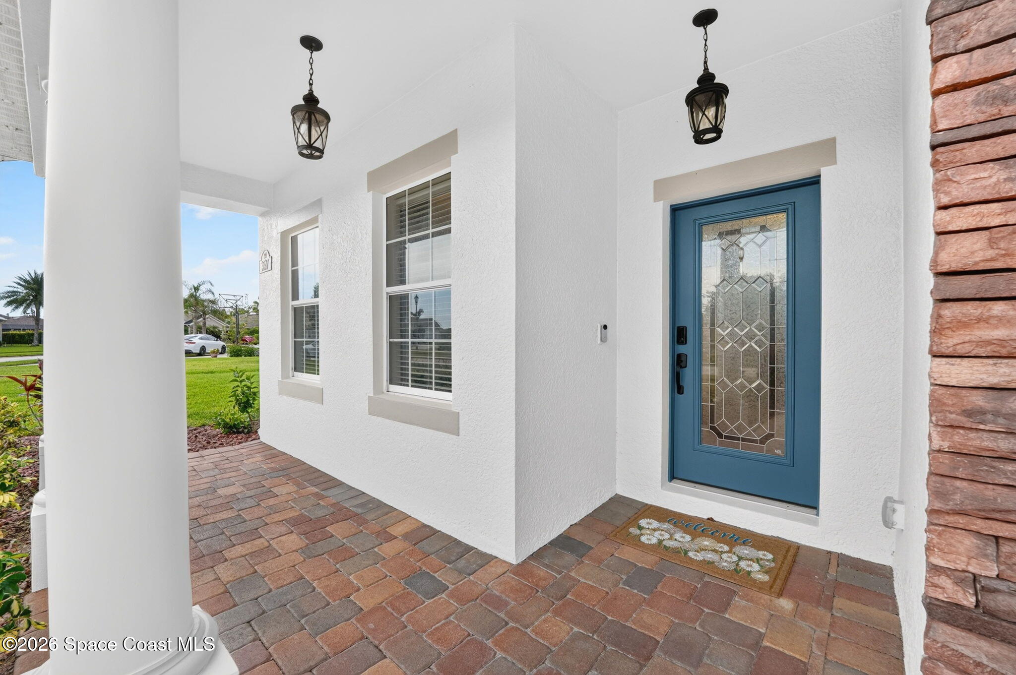 3517 Hollisten Circle