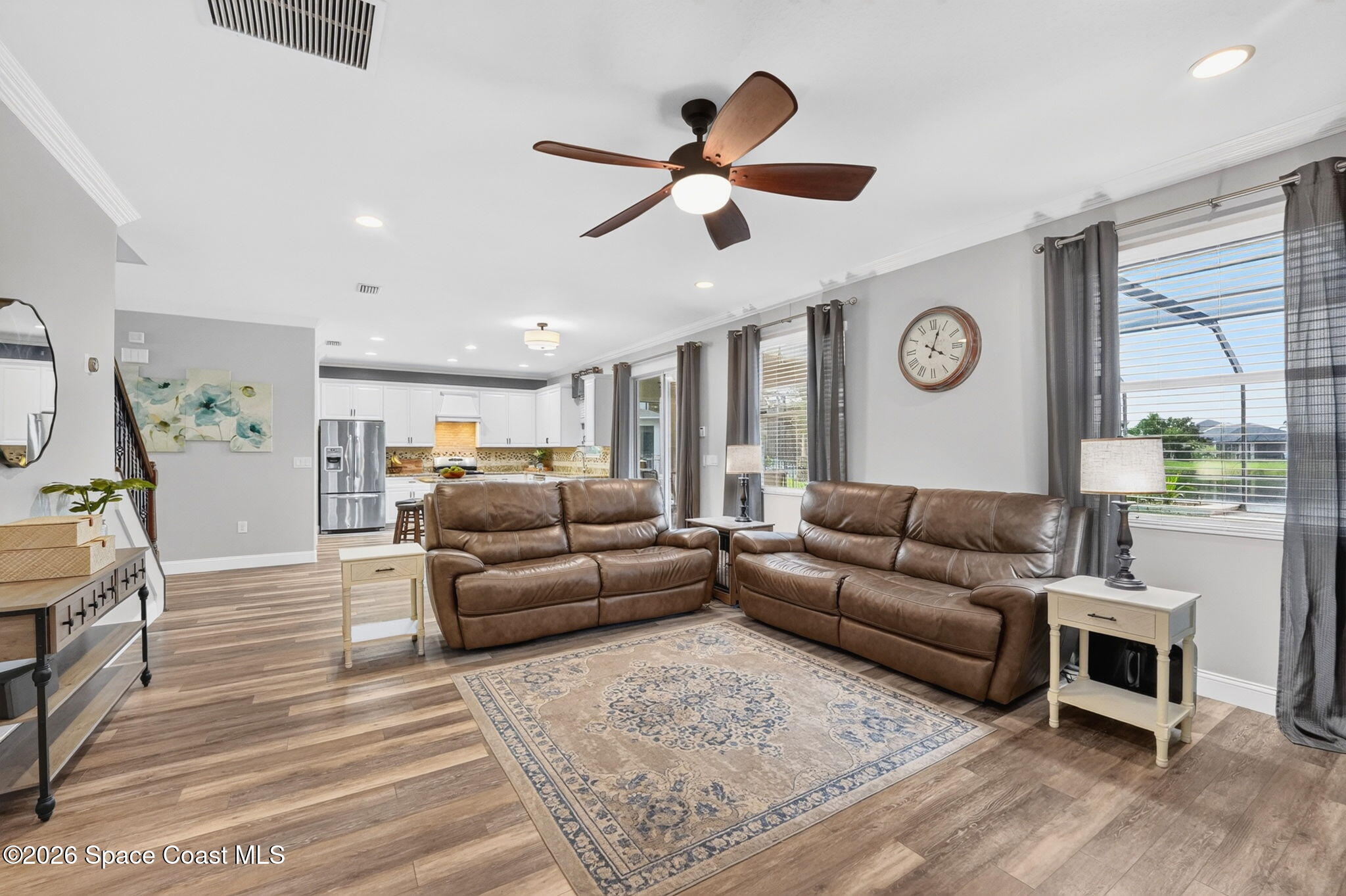 3517 Hollisten Circle