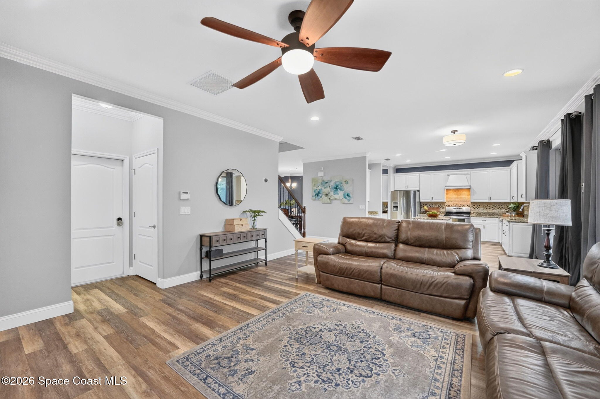 3517 Hollisten Circle