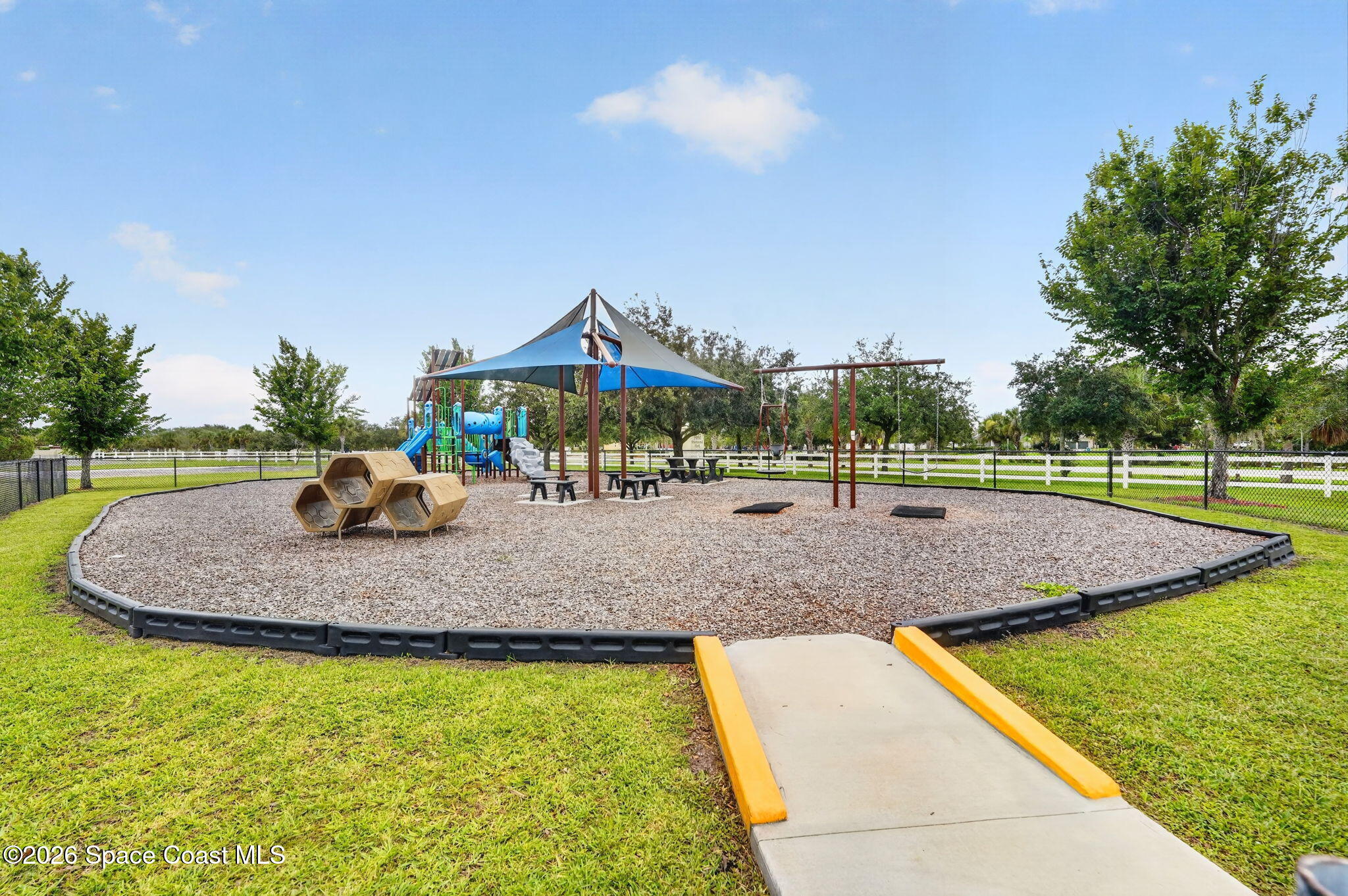 3517 Hollisten Circle