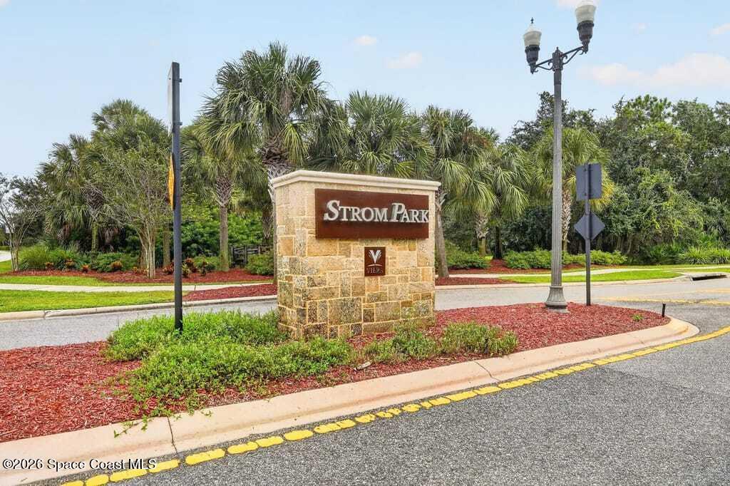 8044 Creshire Court