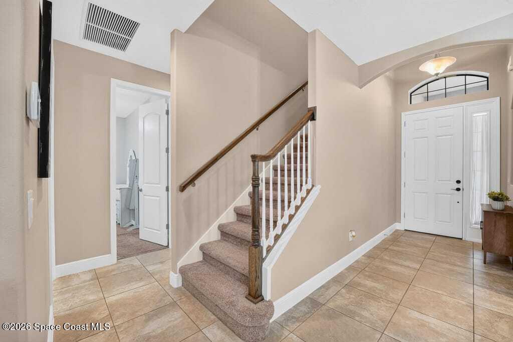 8044 Creshire Court