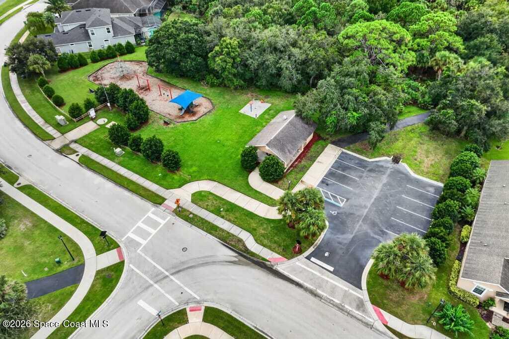 8044 Creshire Court