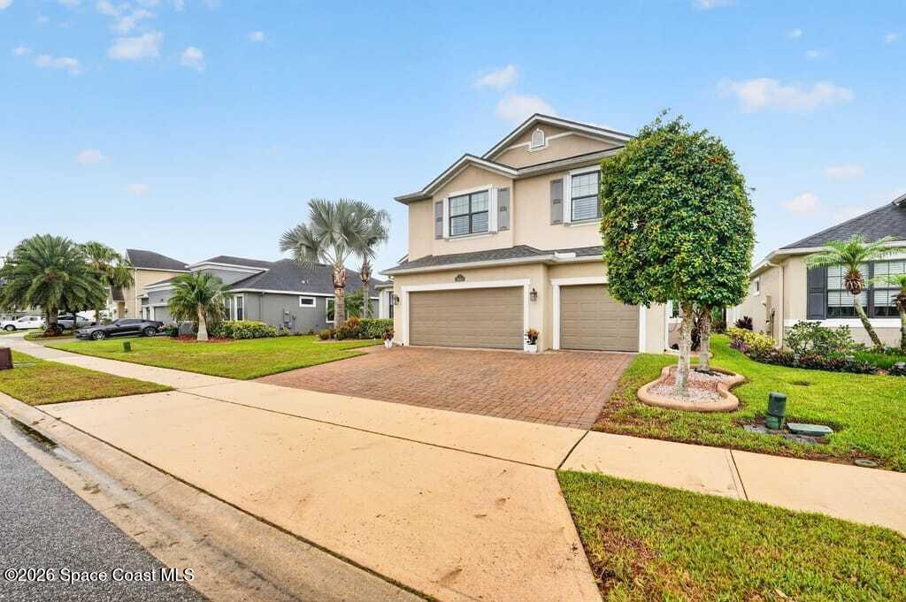 8044 Creshire Court