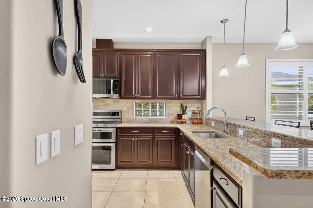 8044 Creshire Court