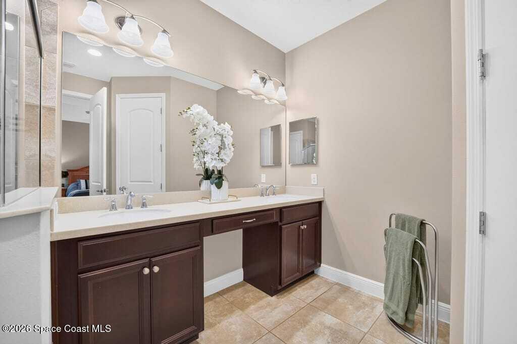 8044 Creshire Court