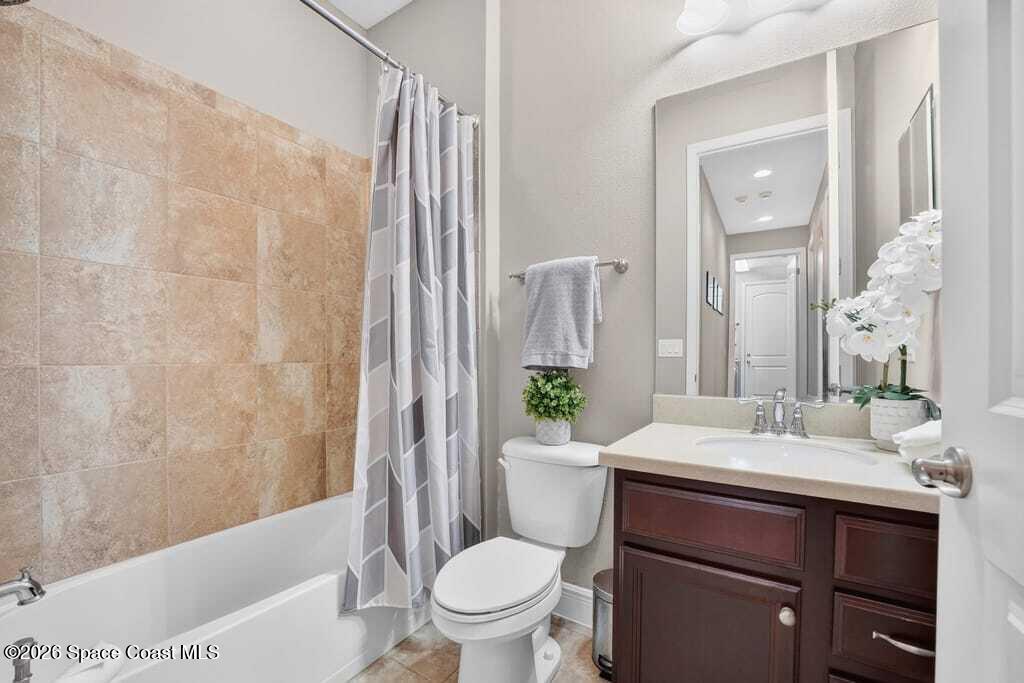 8044 Creshire Court
