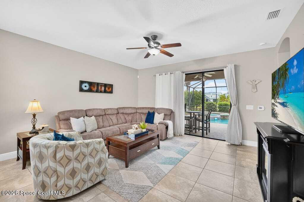 8044 Creshire Court