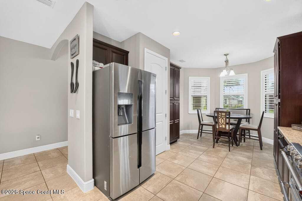 8044 Creshire Court