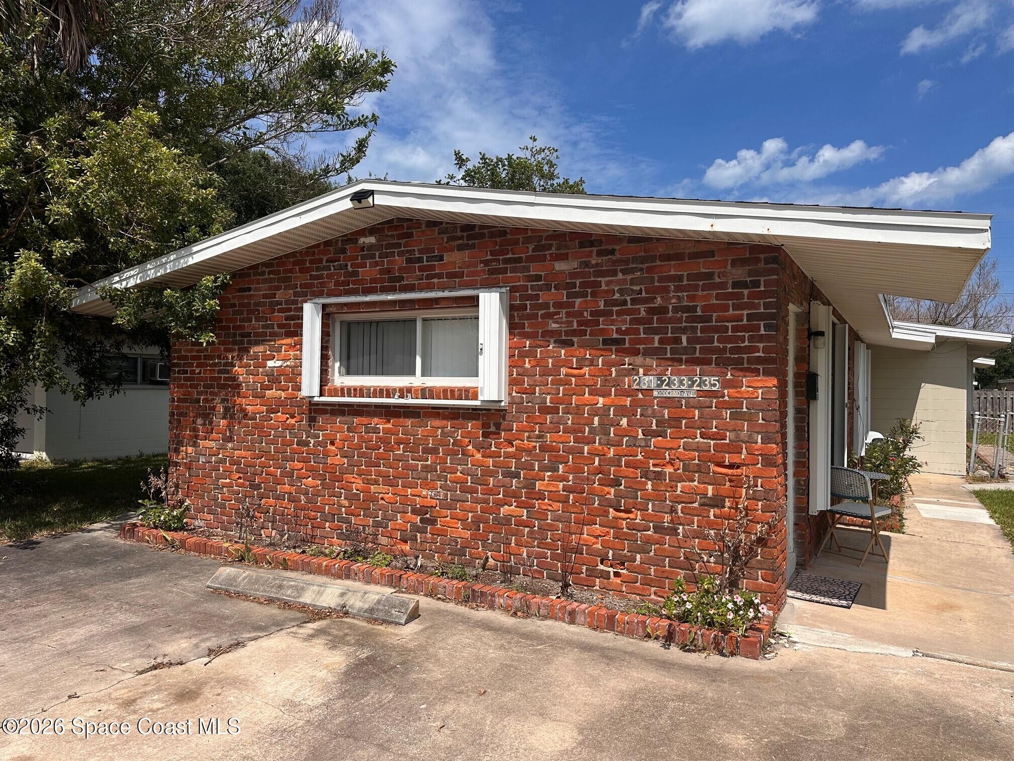 231 Woodland Avenue Unit B