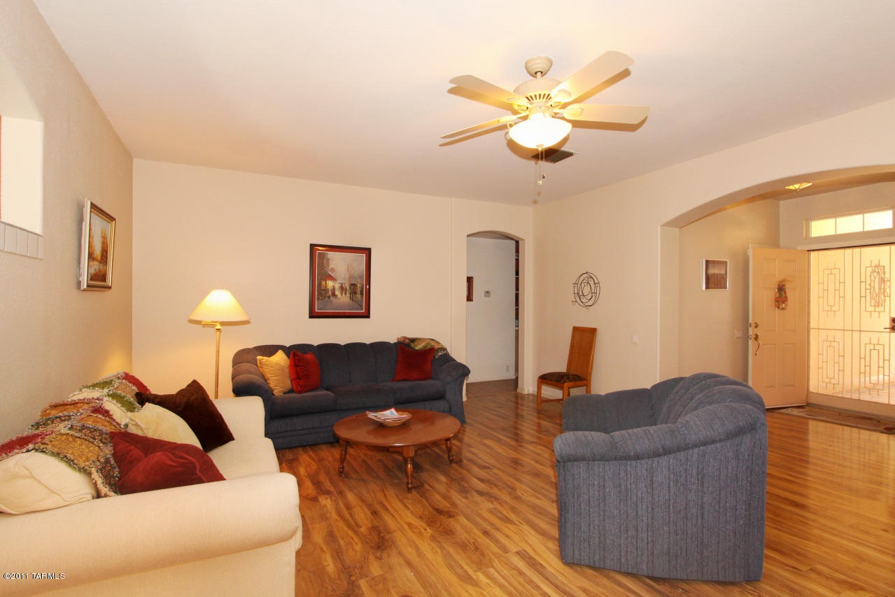 3180 W Northern Cross Trail