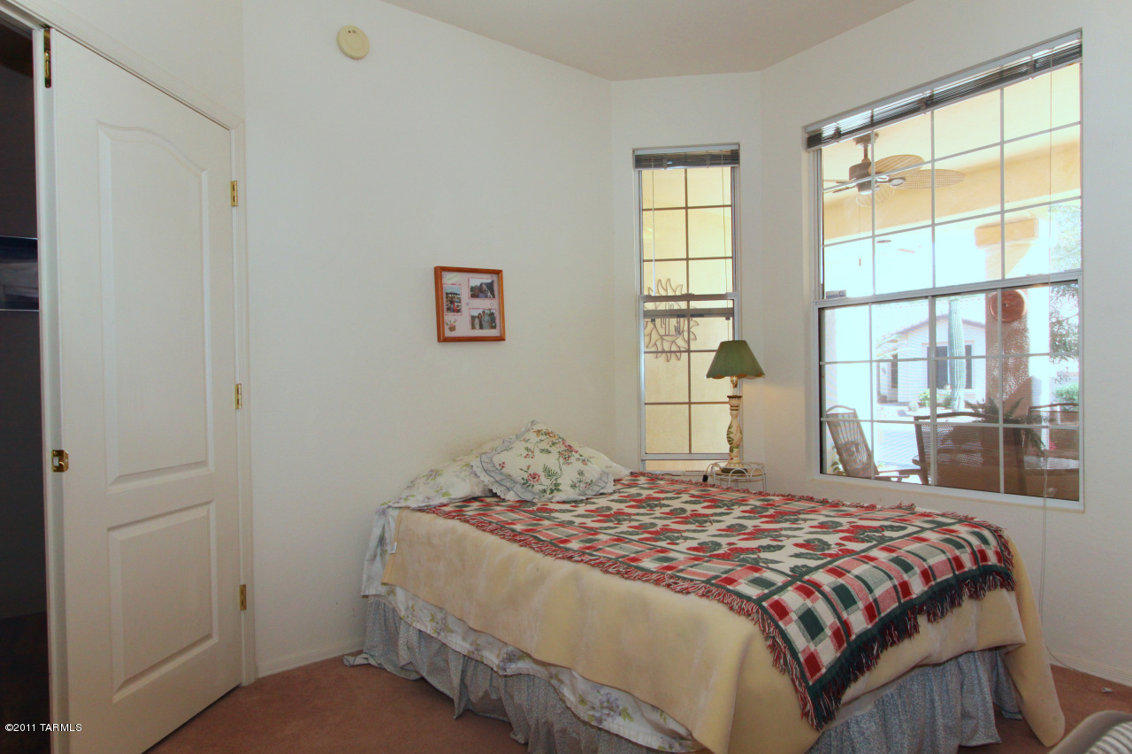 3180 W Northern Cross Trail