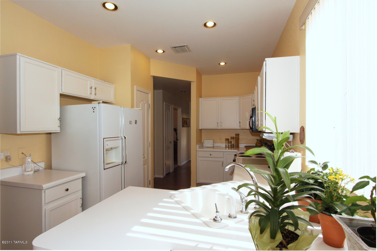 3180 W Northern Cross Trail