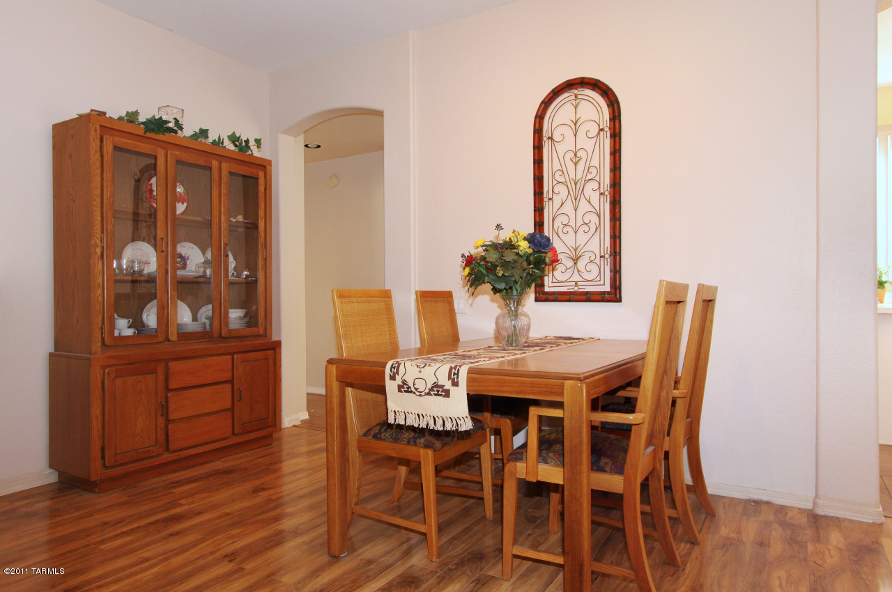 3180 W Northern Cross Trail