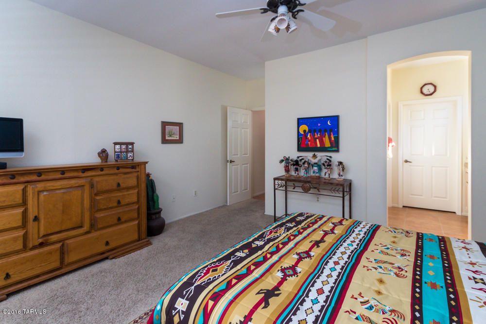 14679 N Windshade Drive