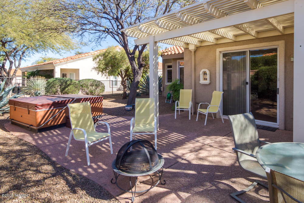 14679 N Windshade Drive