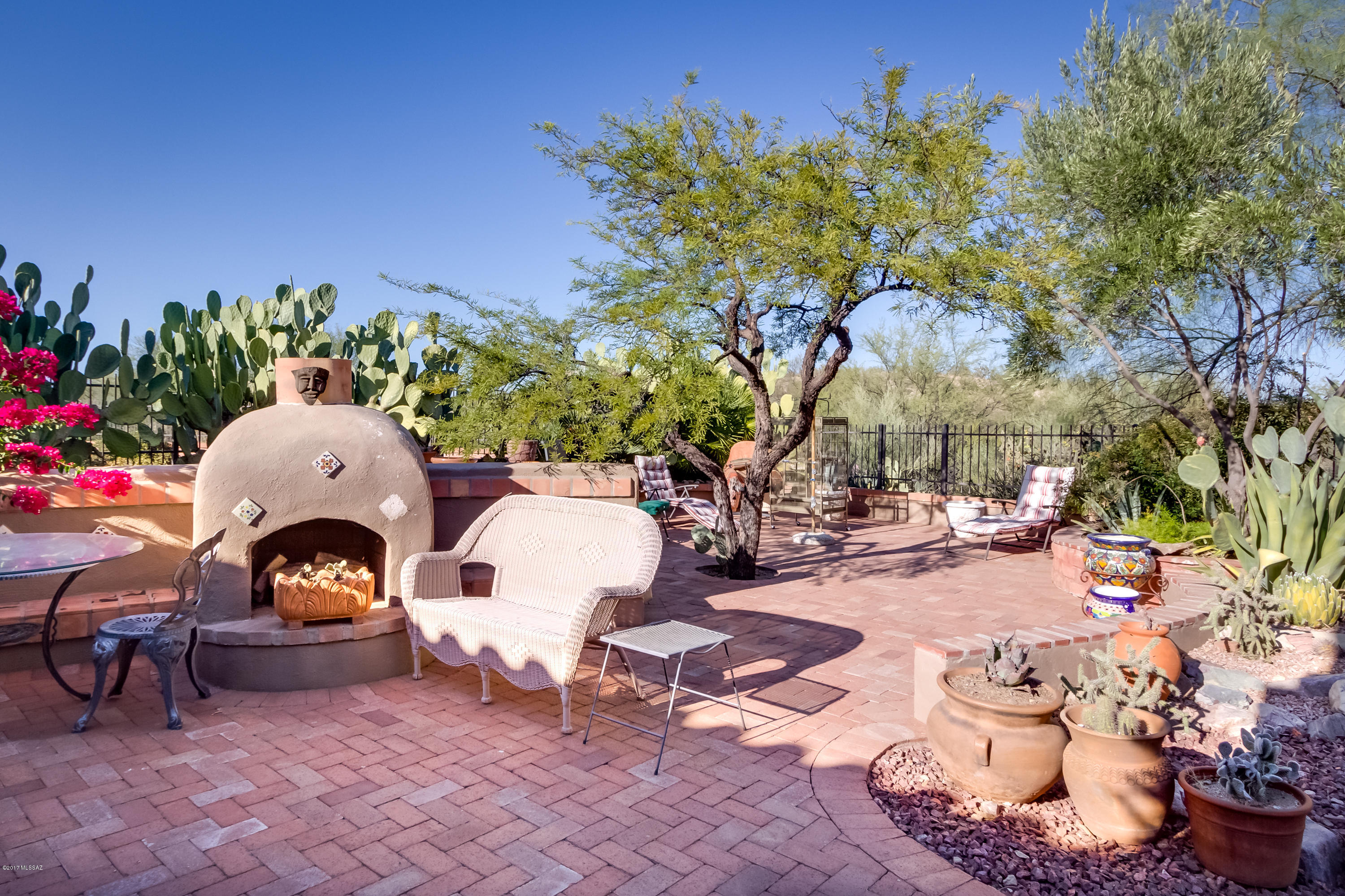 14270 N Lobelia Way