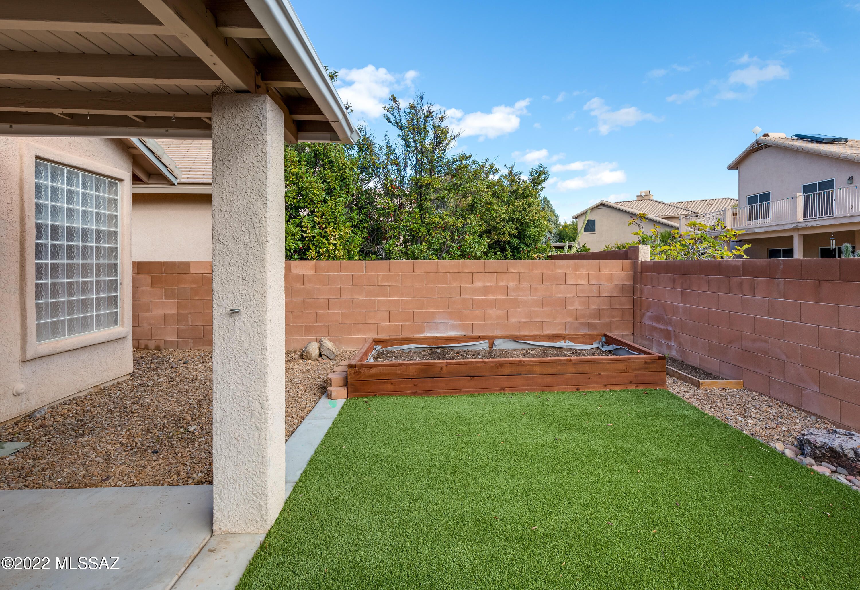 11060 N Eagle Crest Drive