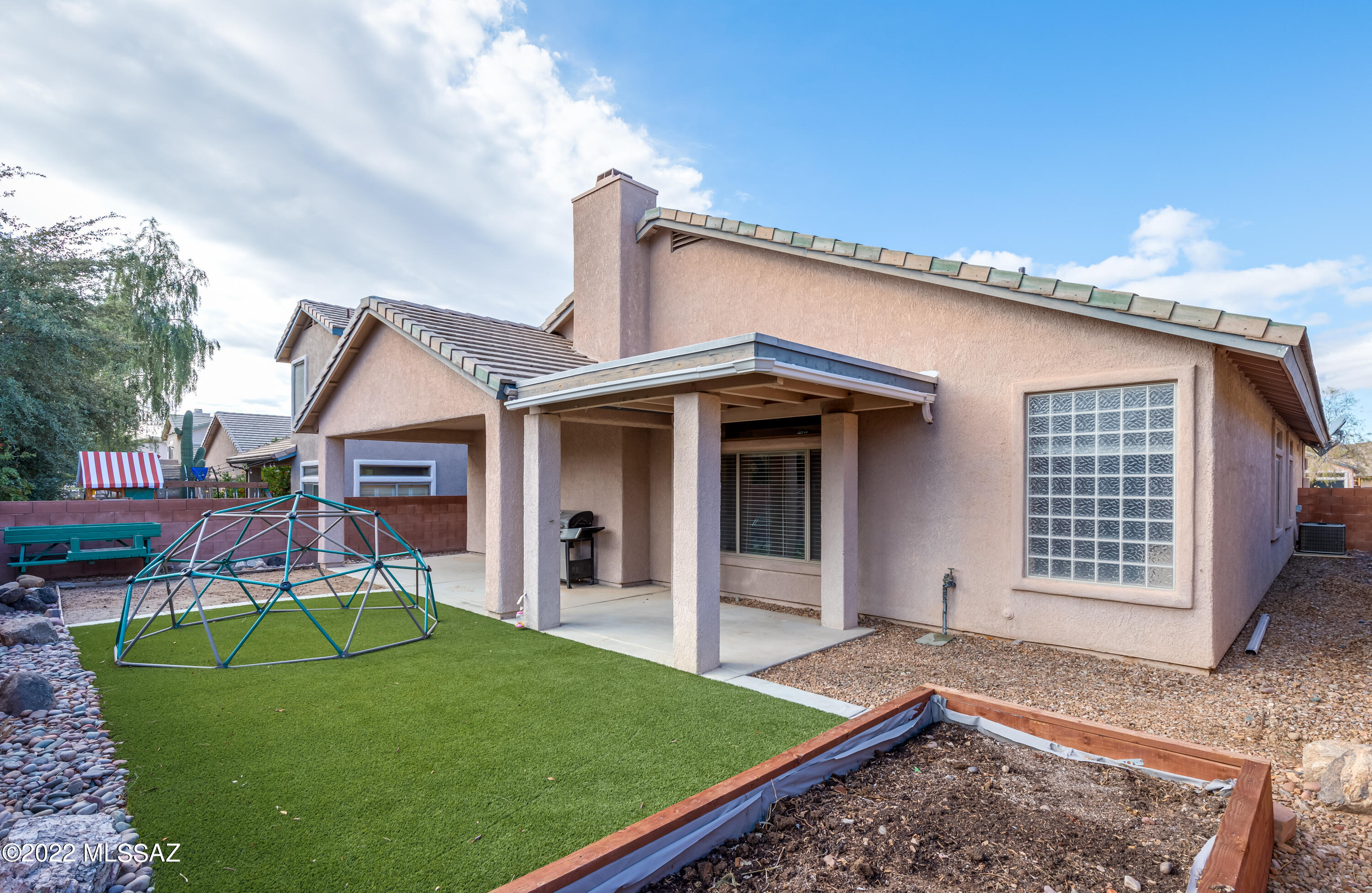 11060 N Eagle Crest Drive