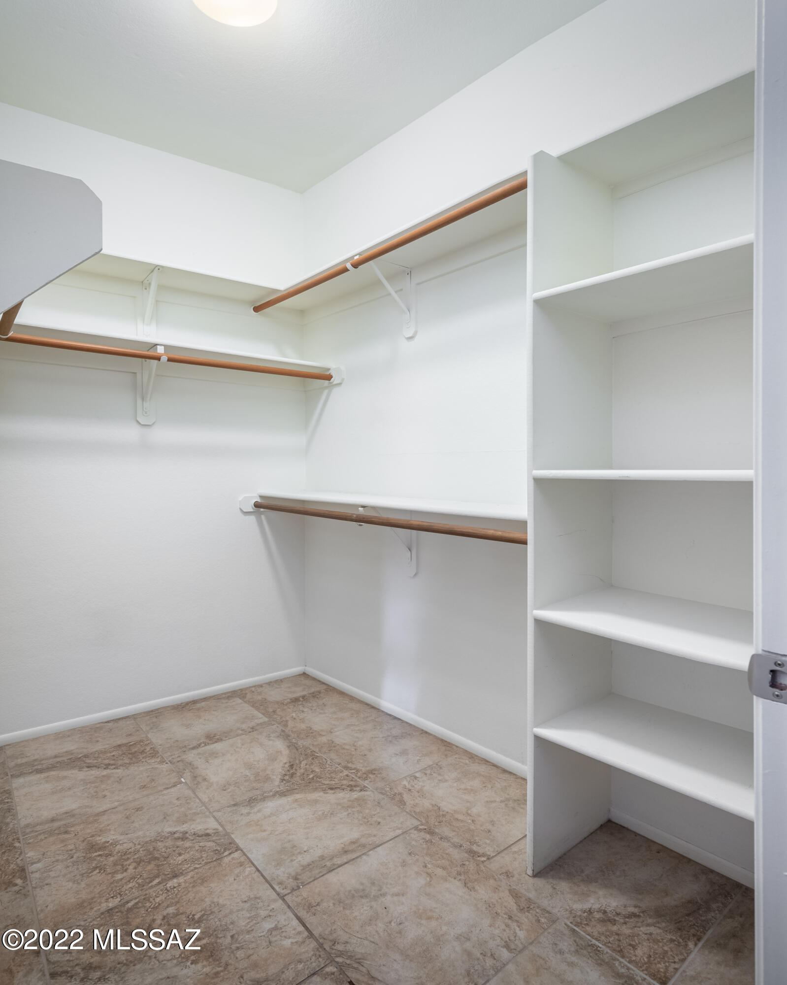 11060 N Eagle Crest Drive