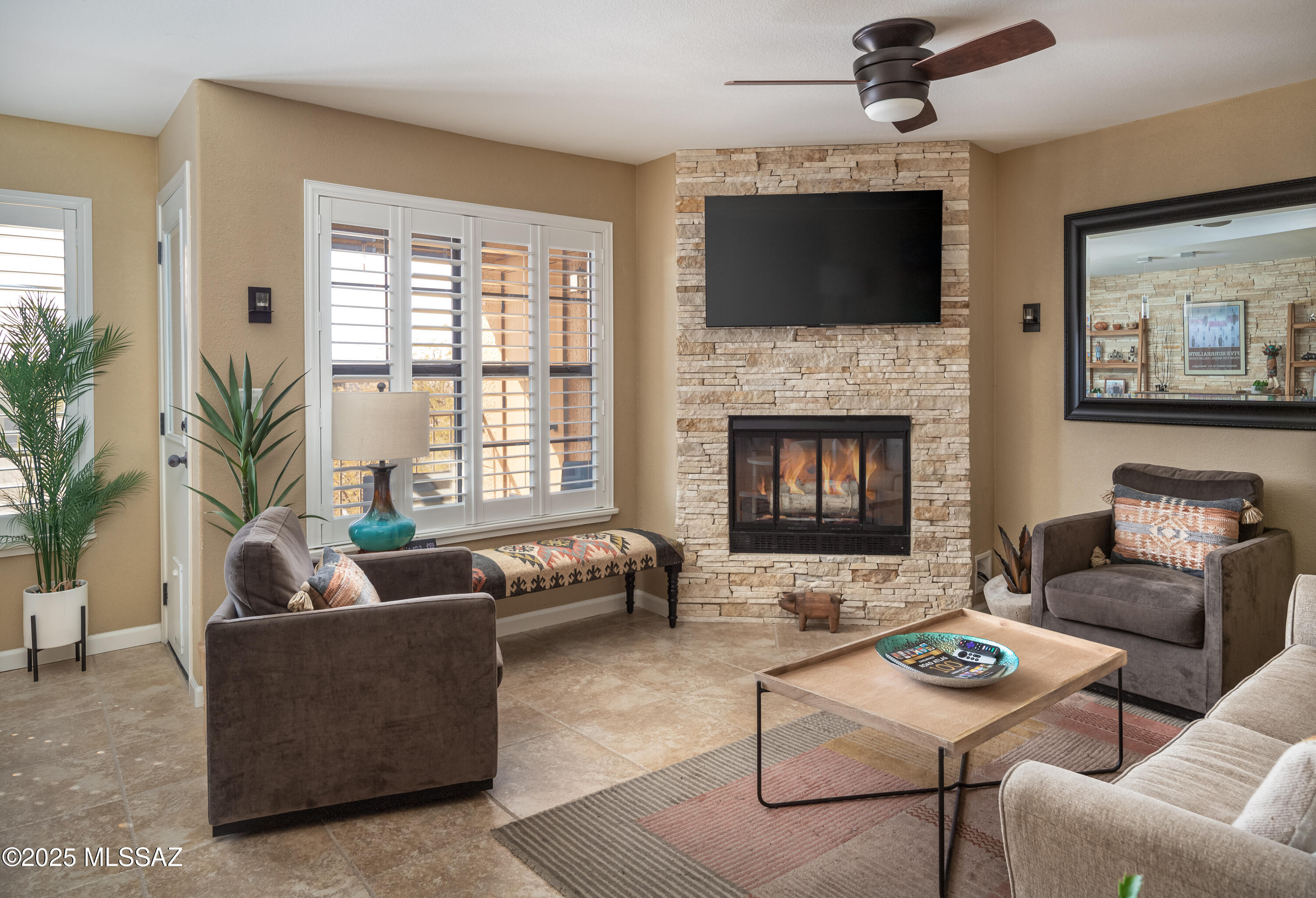 6651 N Campbell Avenue Unit: 243