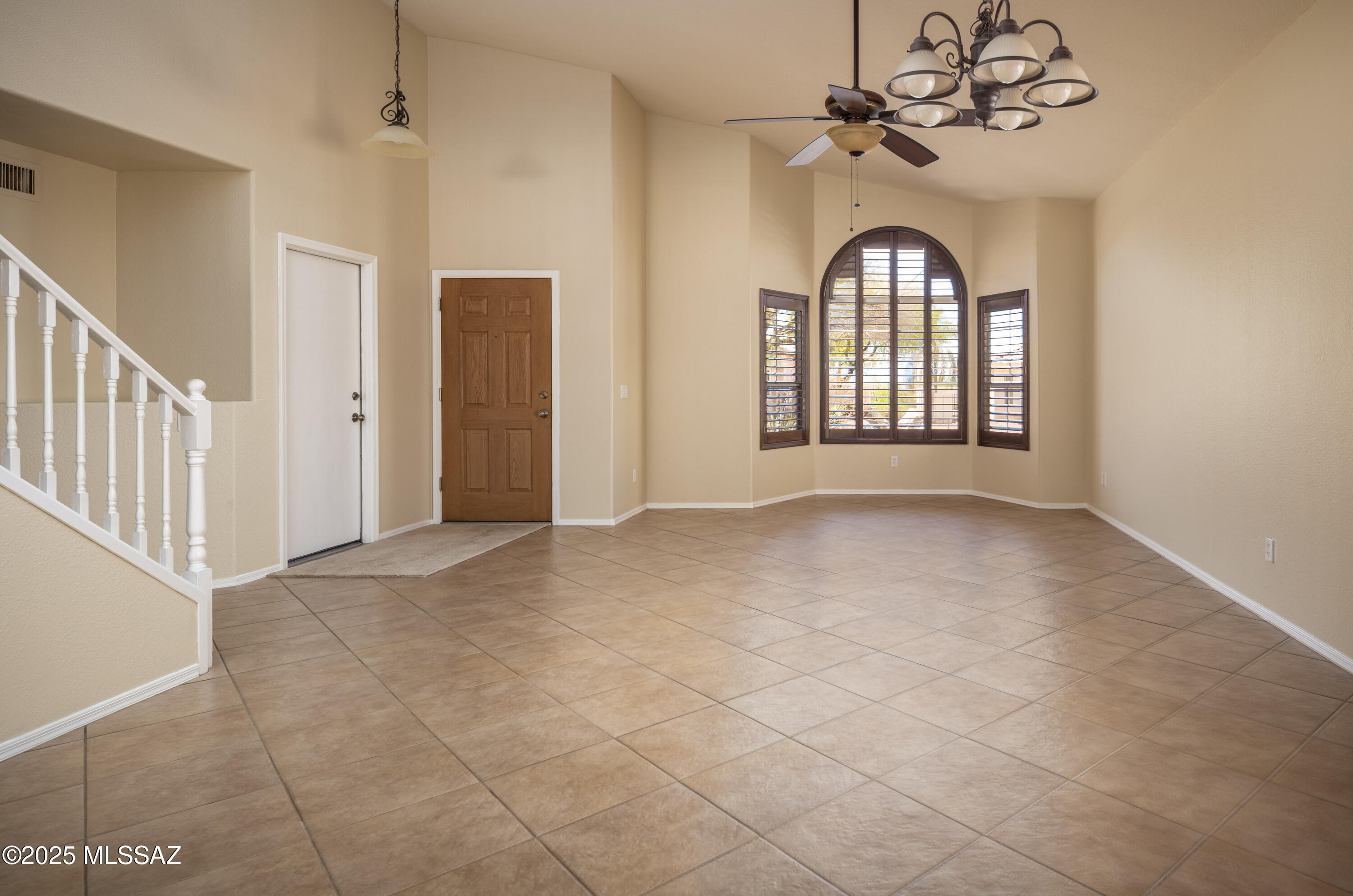 2058 W Three Oaks Drive