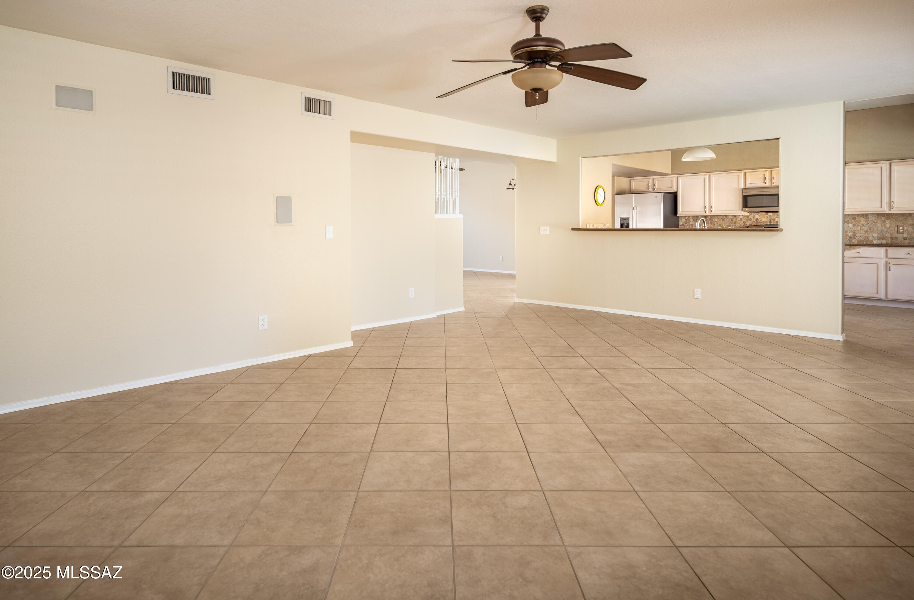 2058 W Three Oaks Drive