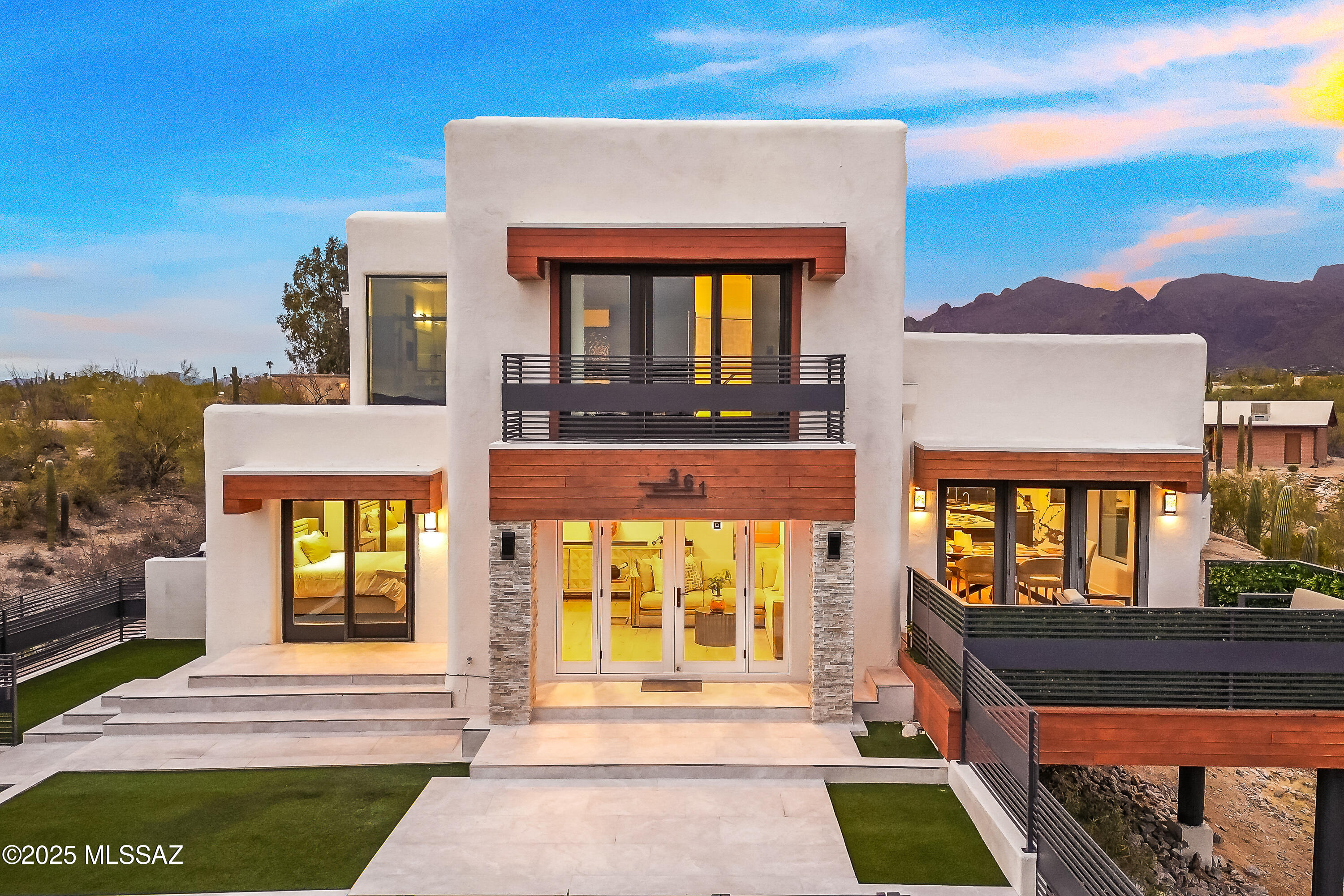 361 E Yvon Drive