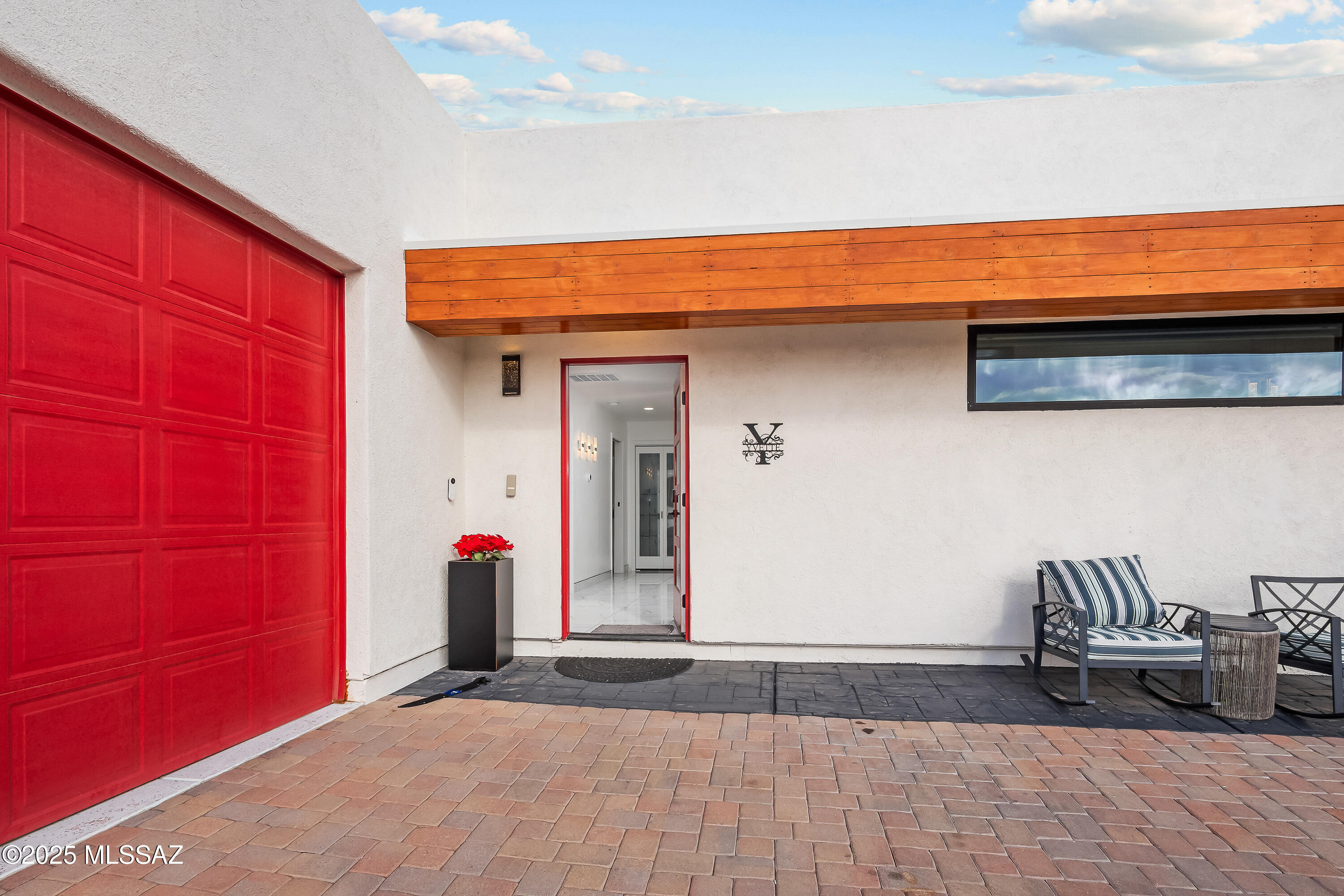 361 E Yvon Drive
