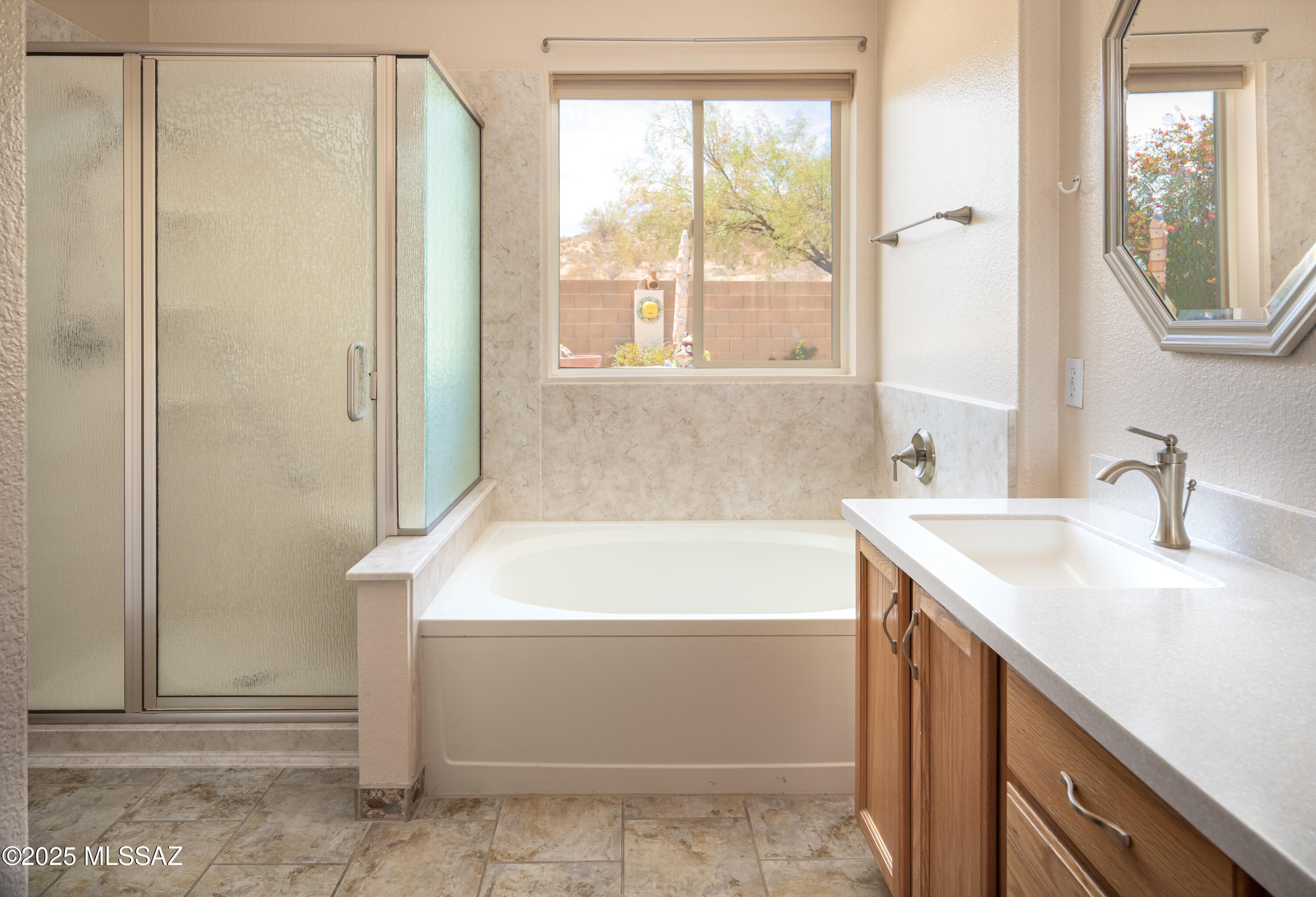 2377 W Catalina View Drive