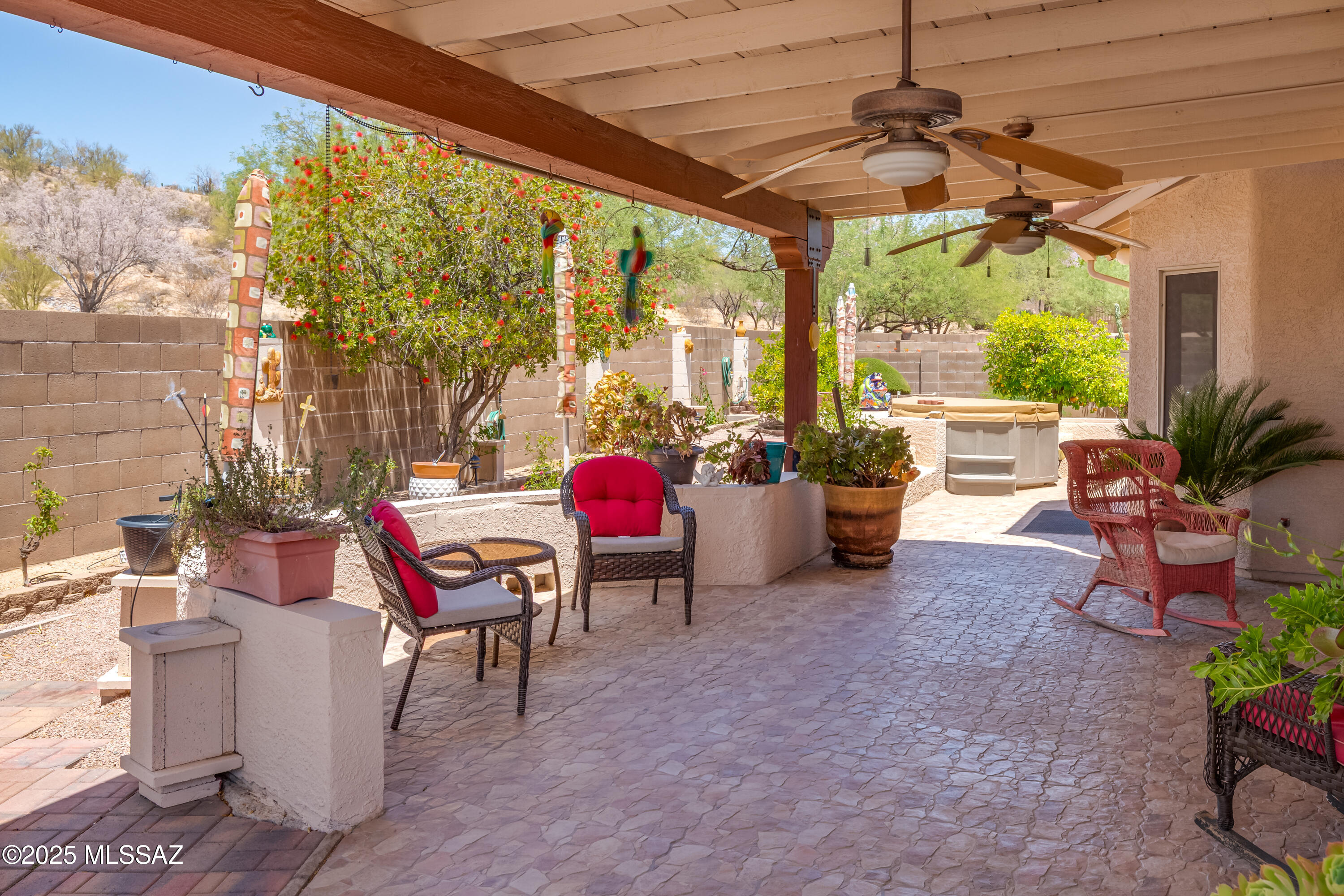 2377 W Catalina View Drive