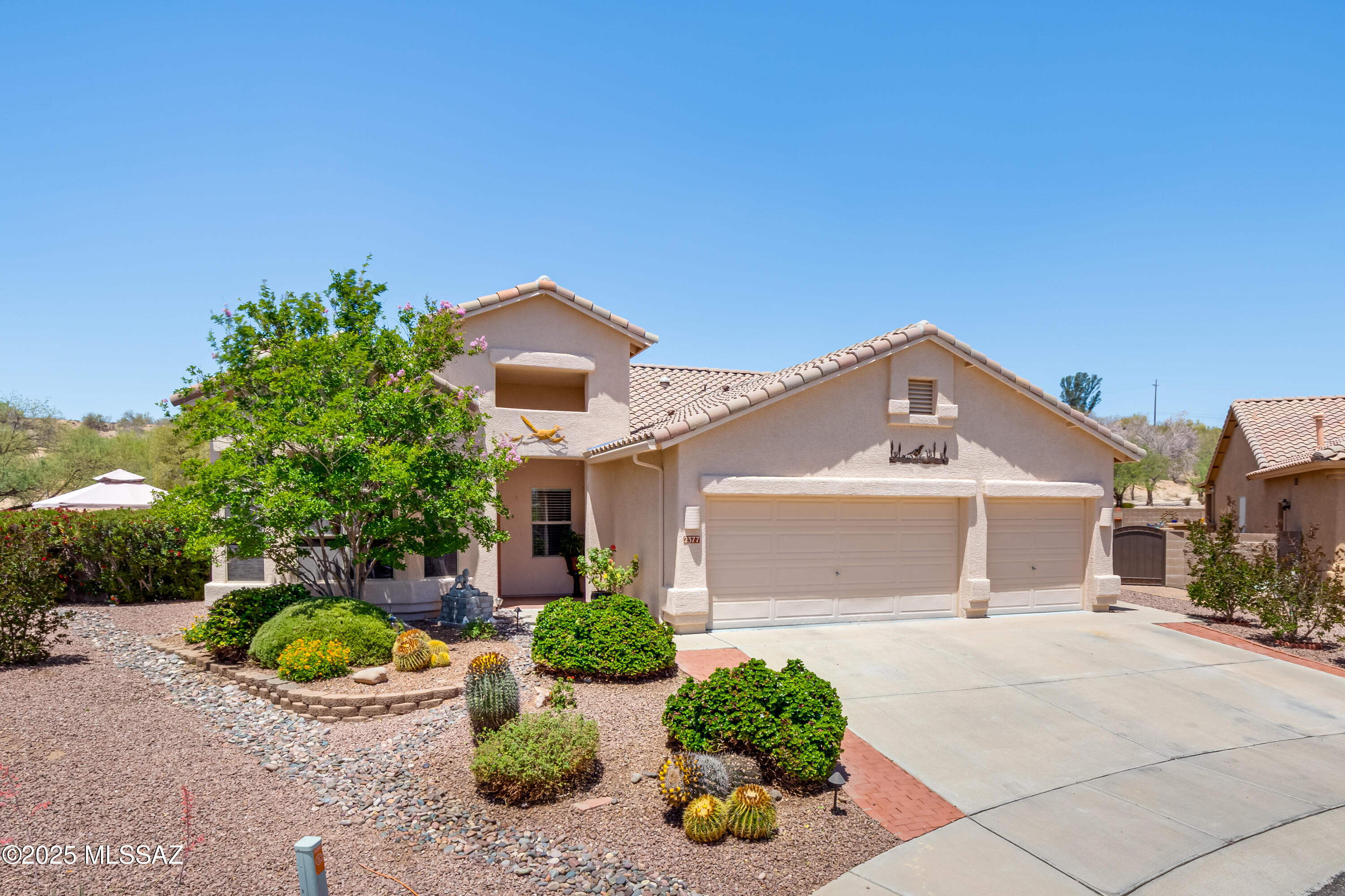 2377 W Catalina View Drive
