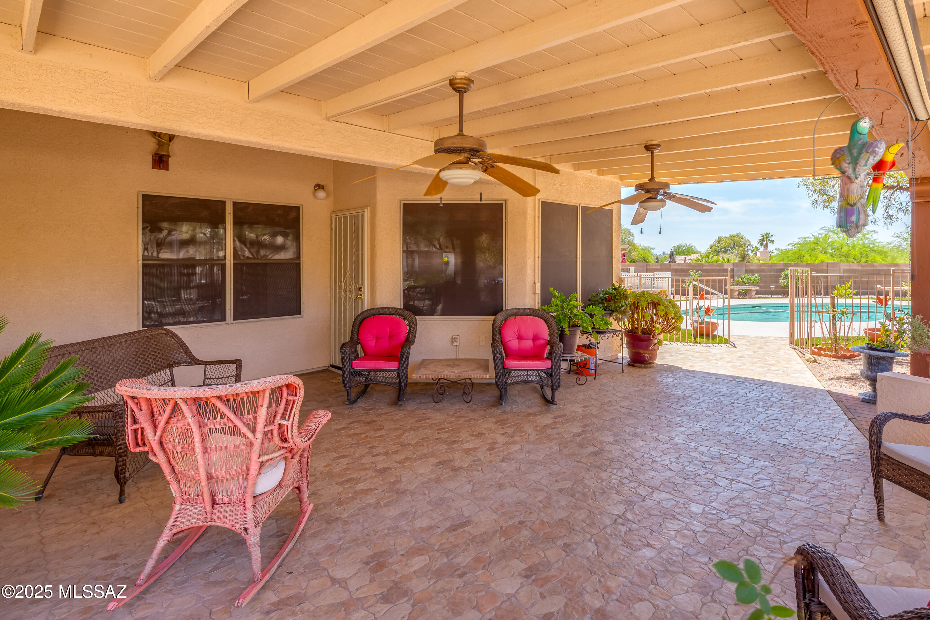2377 W Catalina View Drive