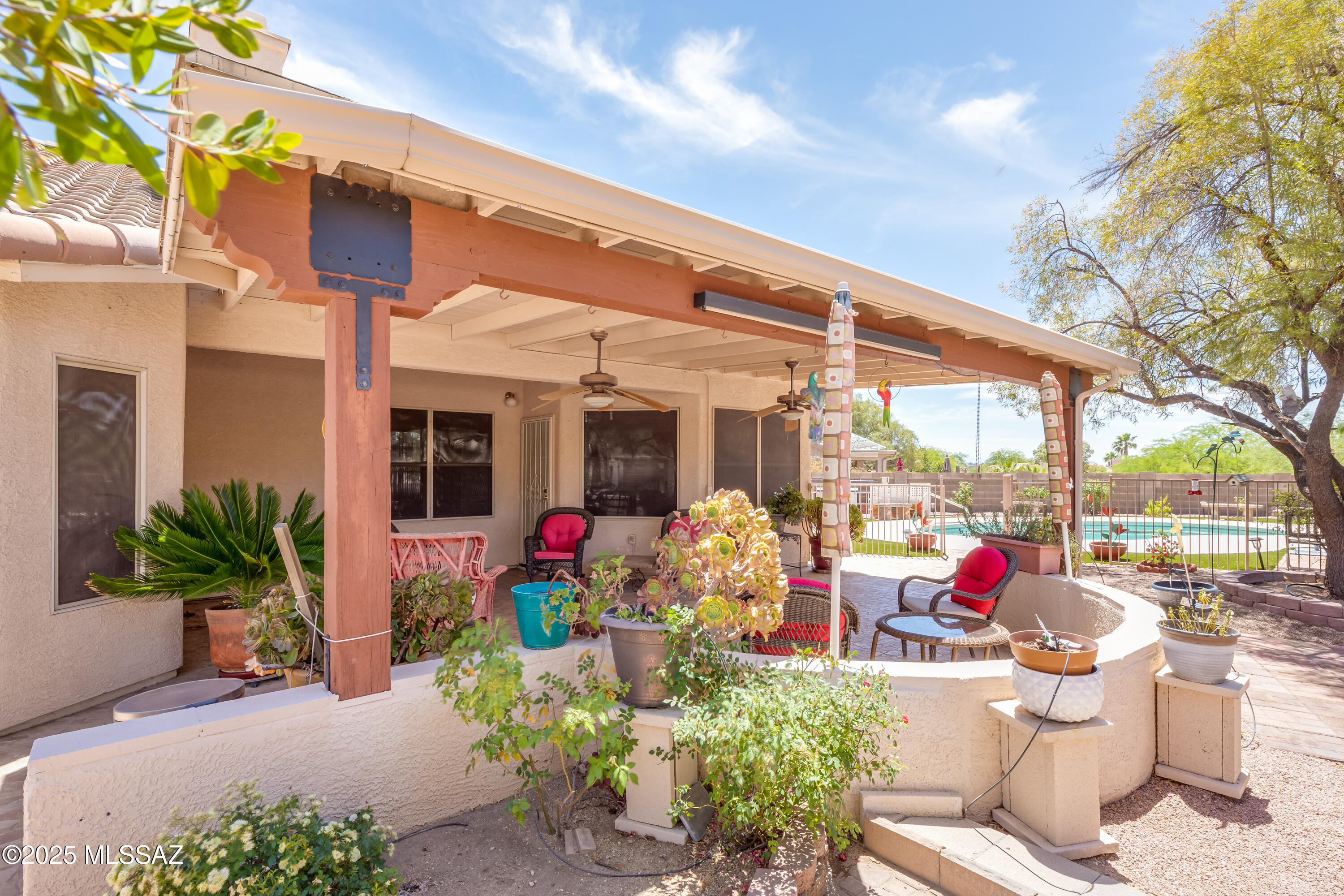 2377 W Catalina View Drive