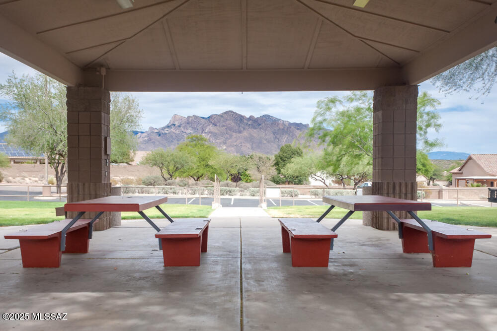 2377 W Catalina View Drive