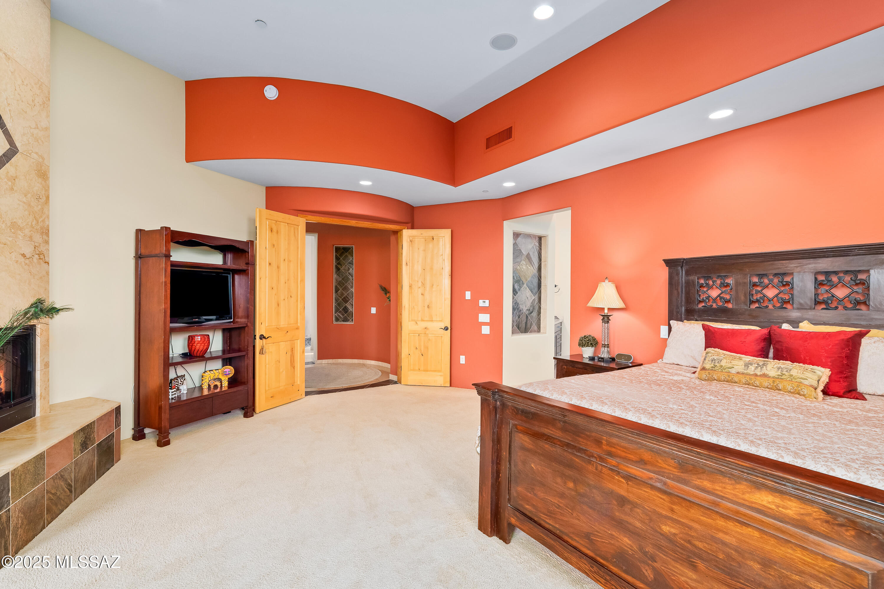 545 E Thunderstorm Place