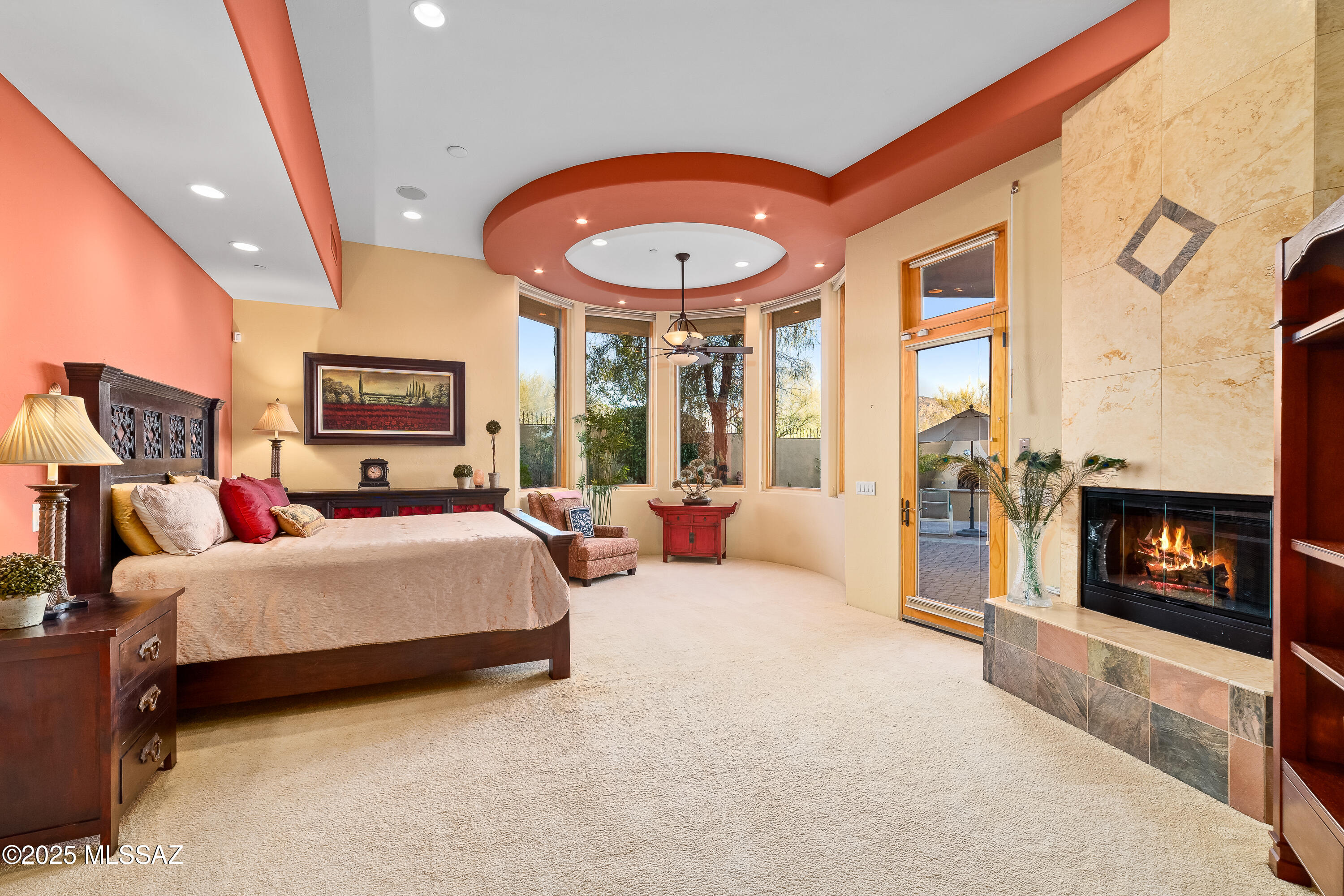 545 E Thunderstorm Place