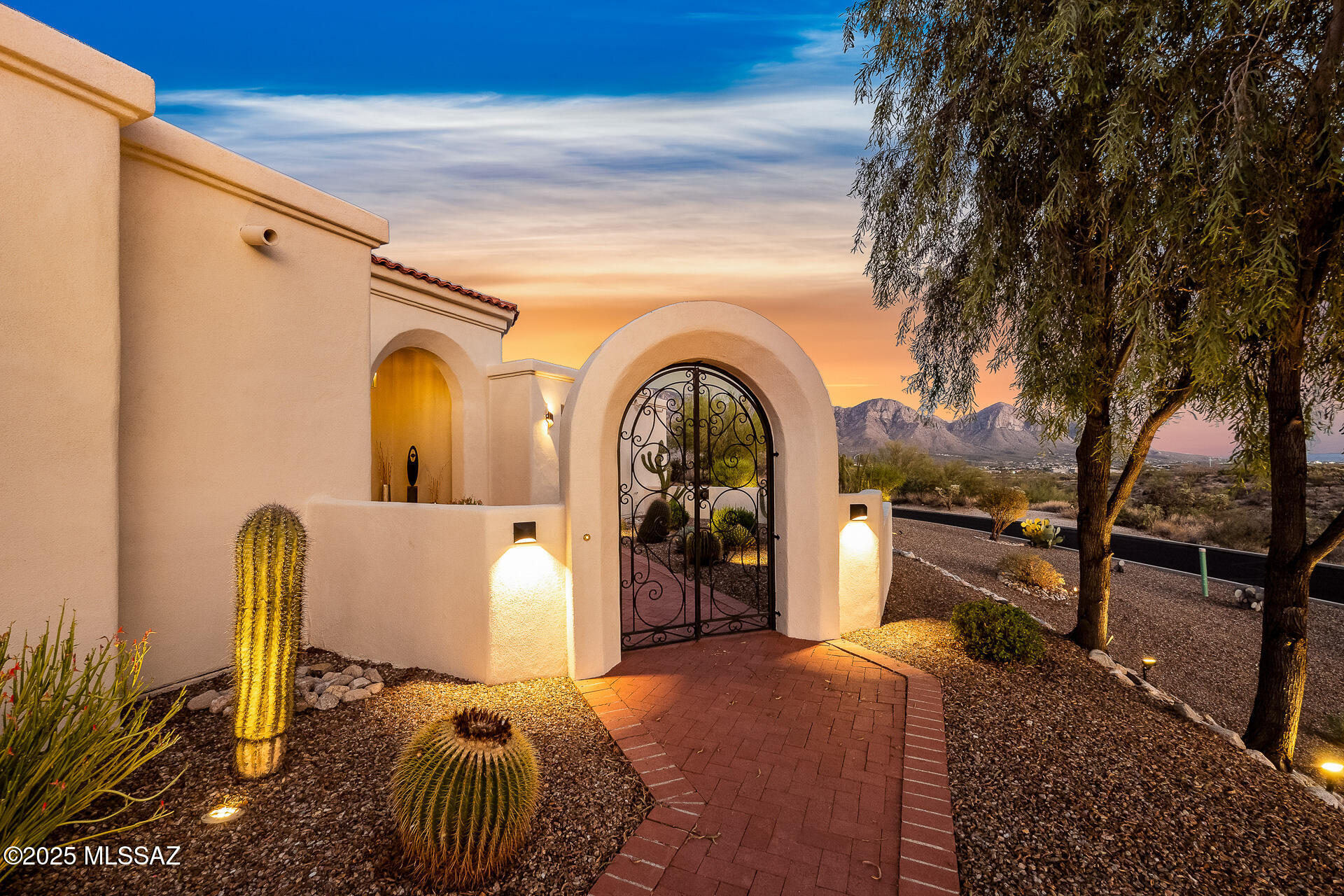 13542 N Placita Montanas de Oro
