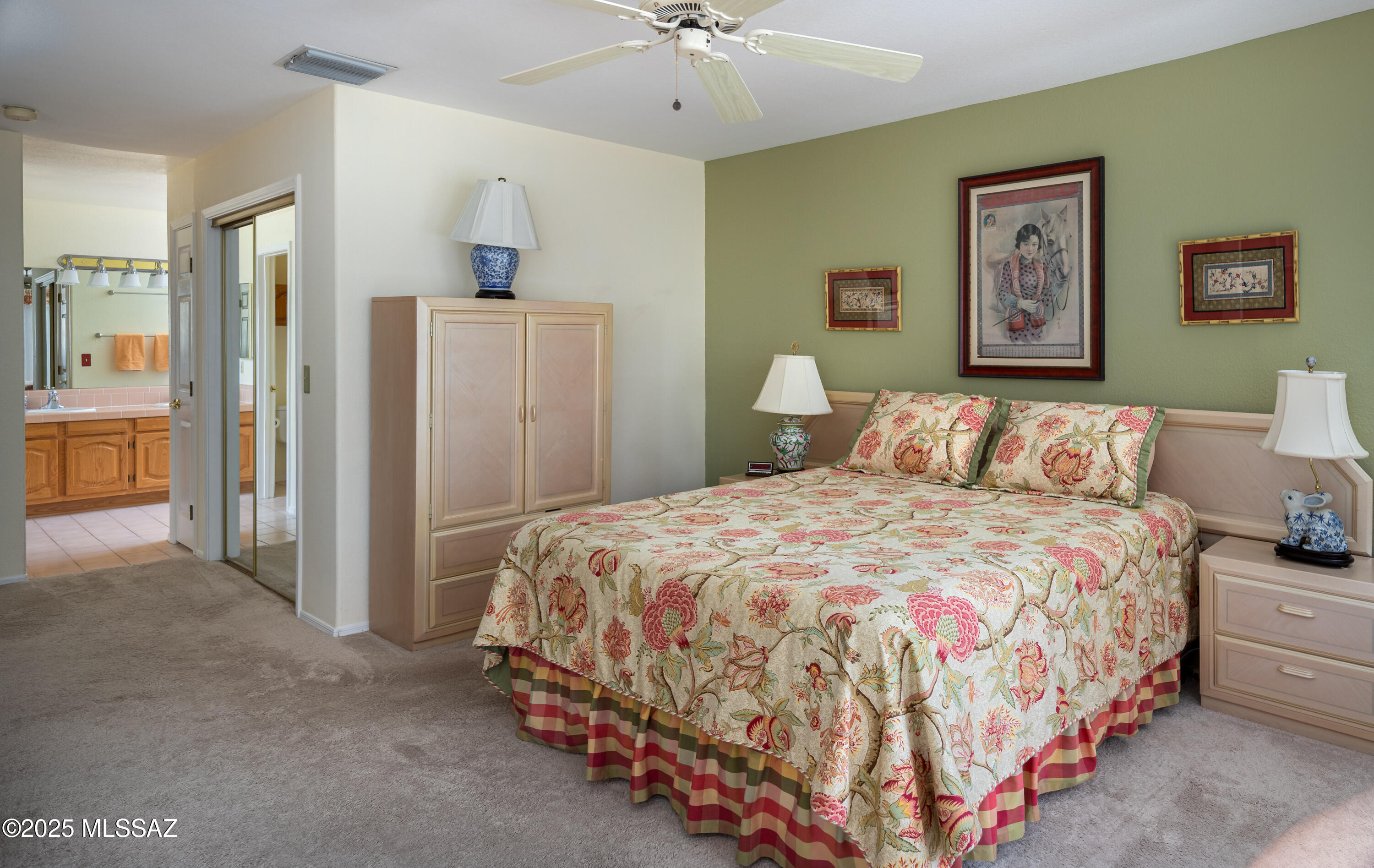 1133 W Masters Circle