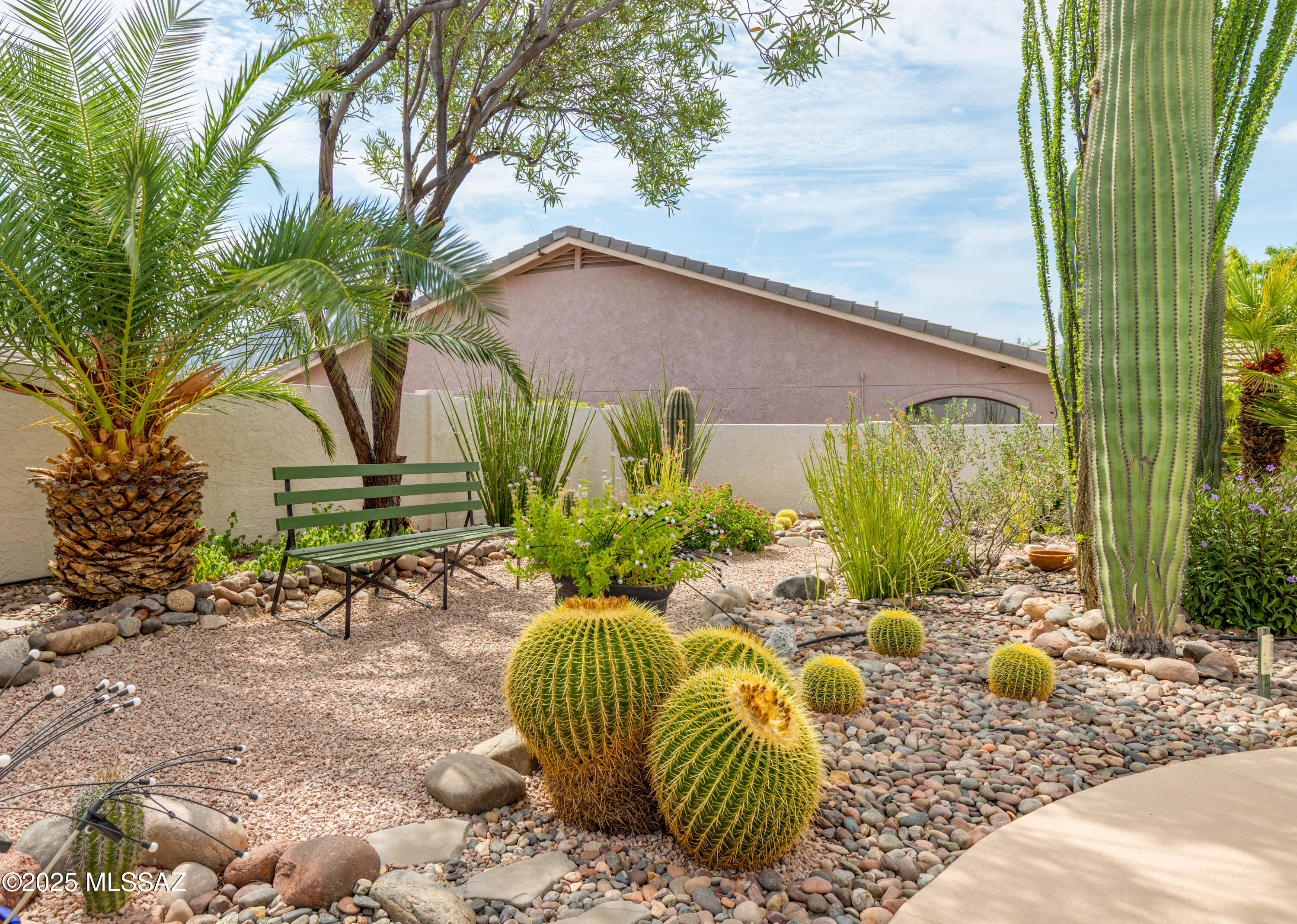 1133 W Masters Circle