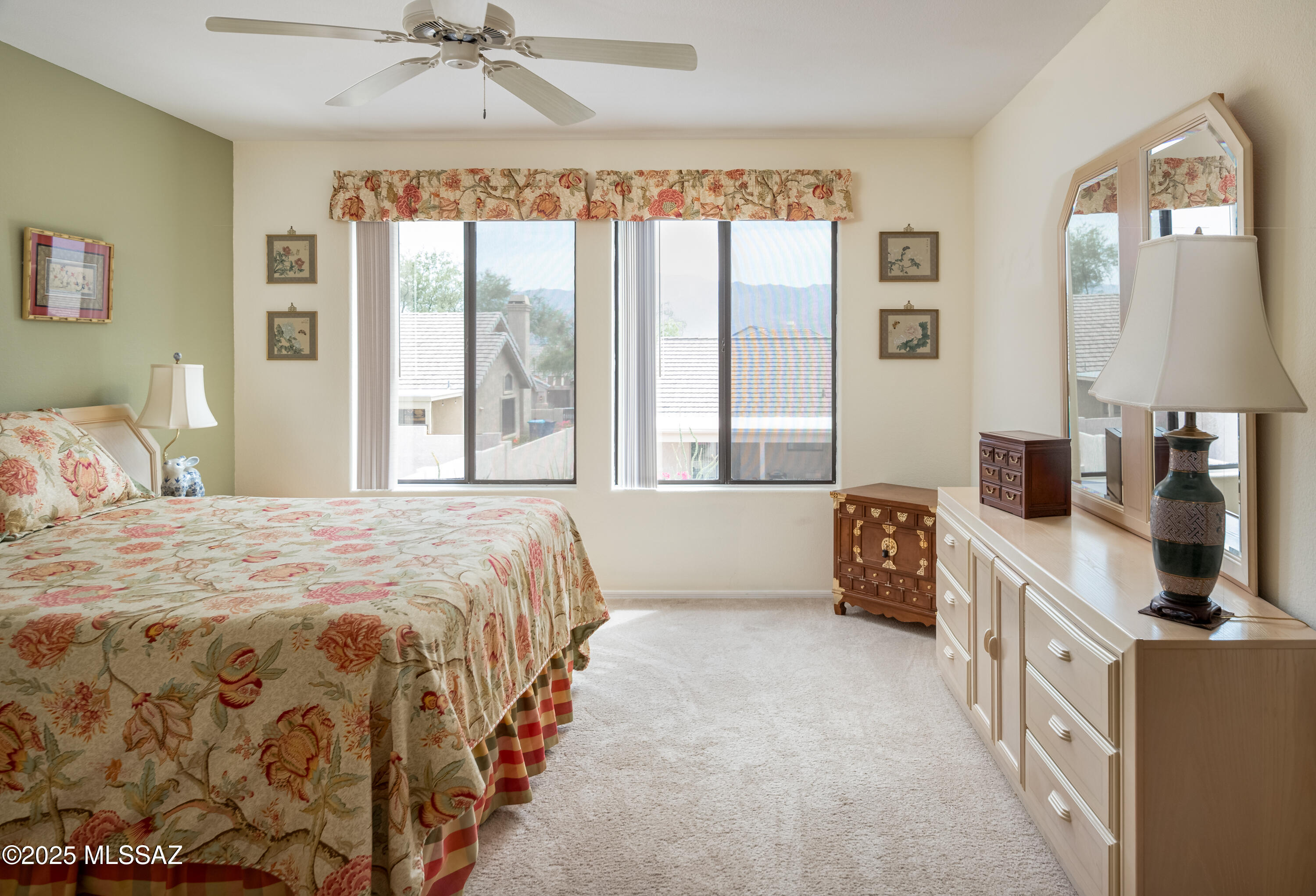 1133 W Masters Circle