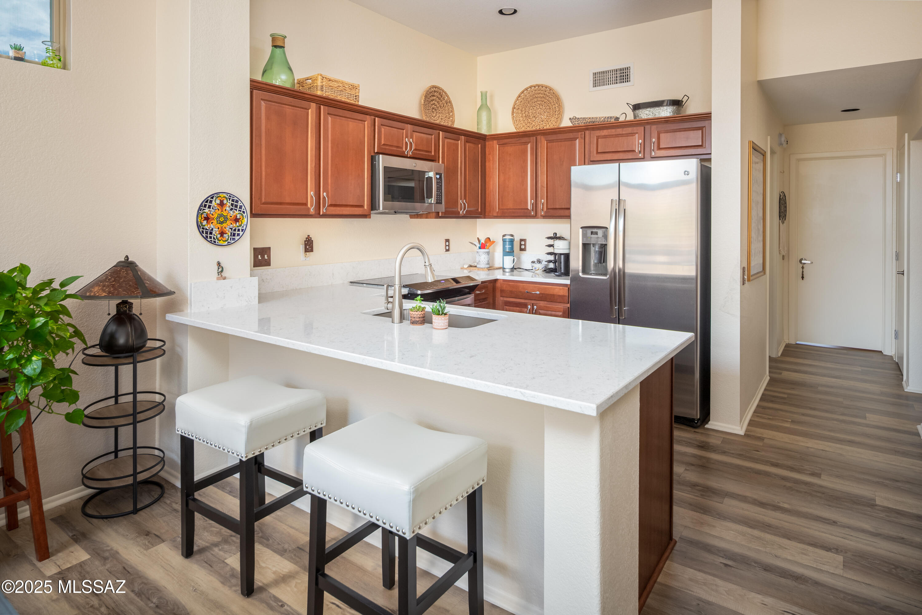 953 E Grass Meadow Place