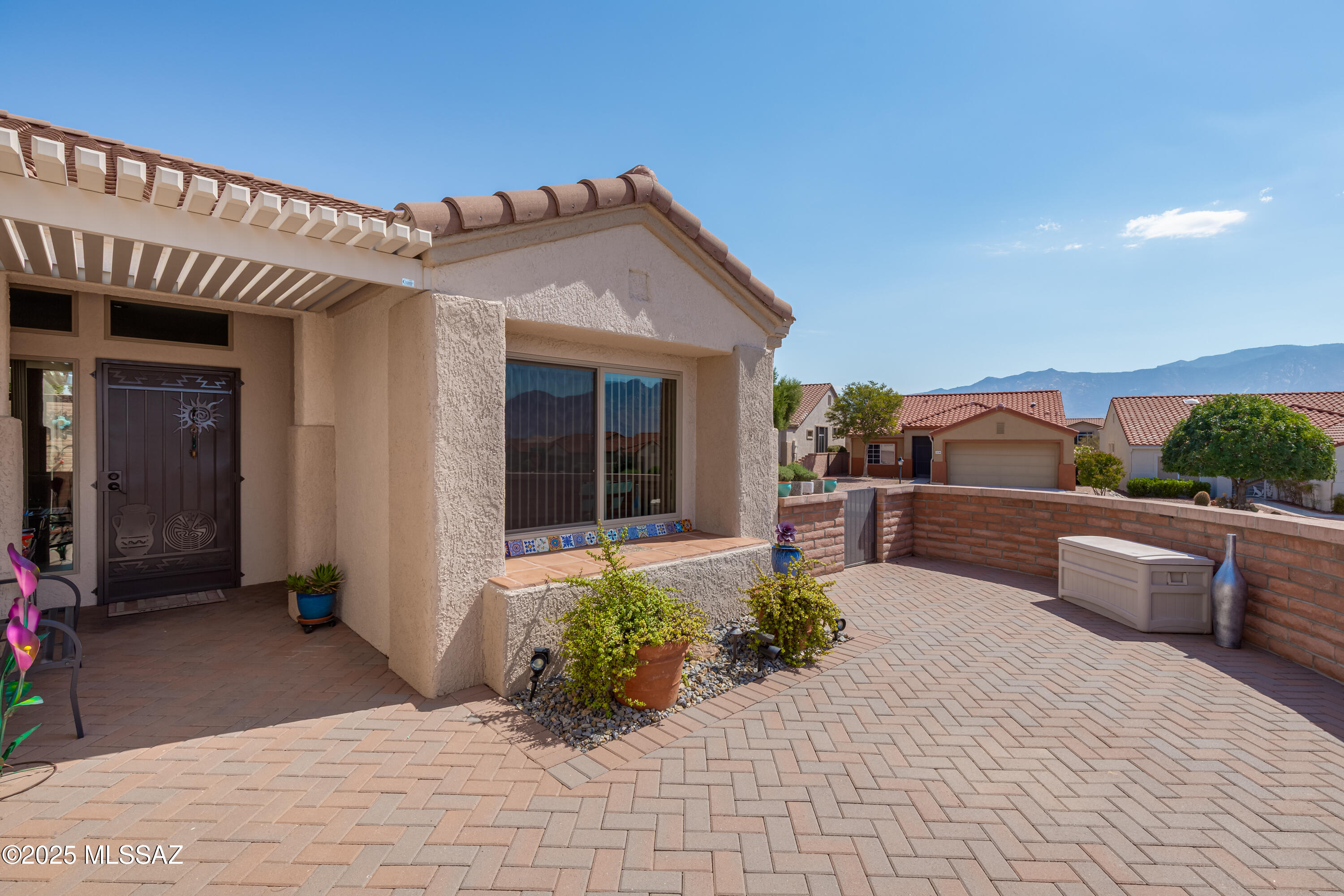 953 E Grass Meadow Place