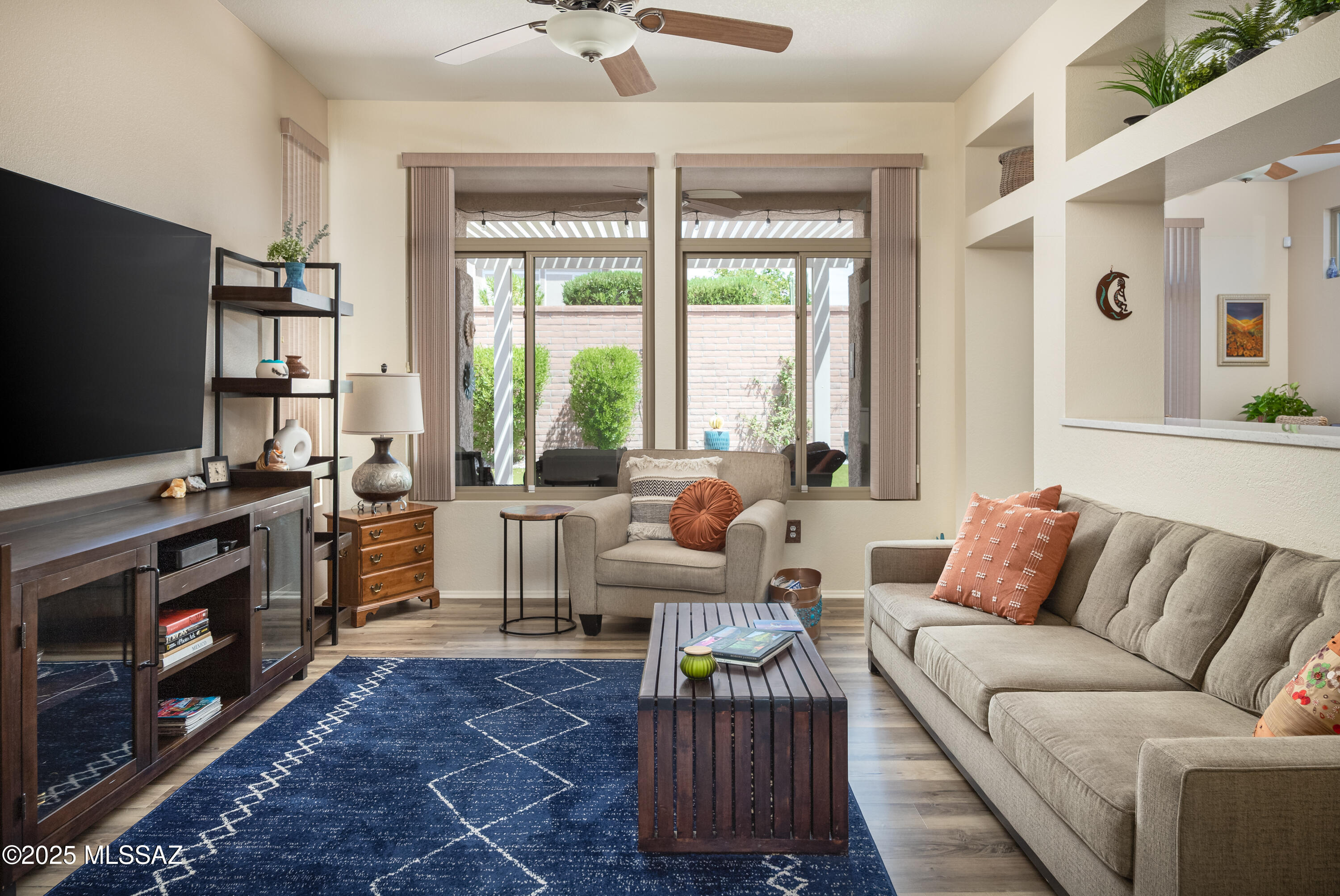 953 E Grass Meadow Place