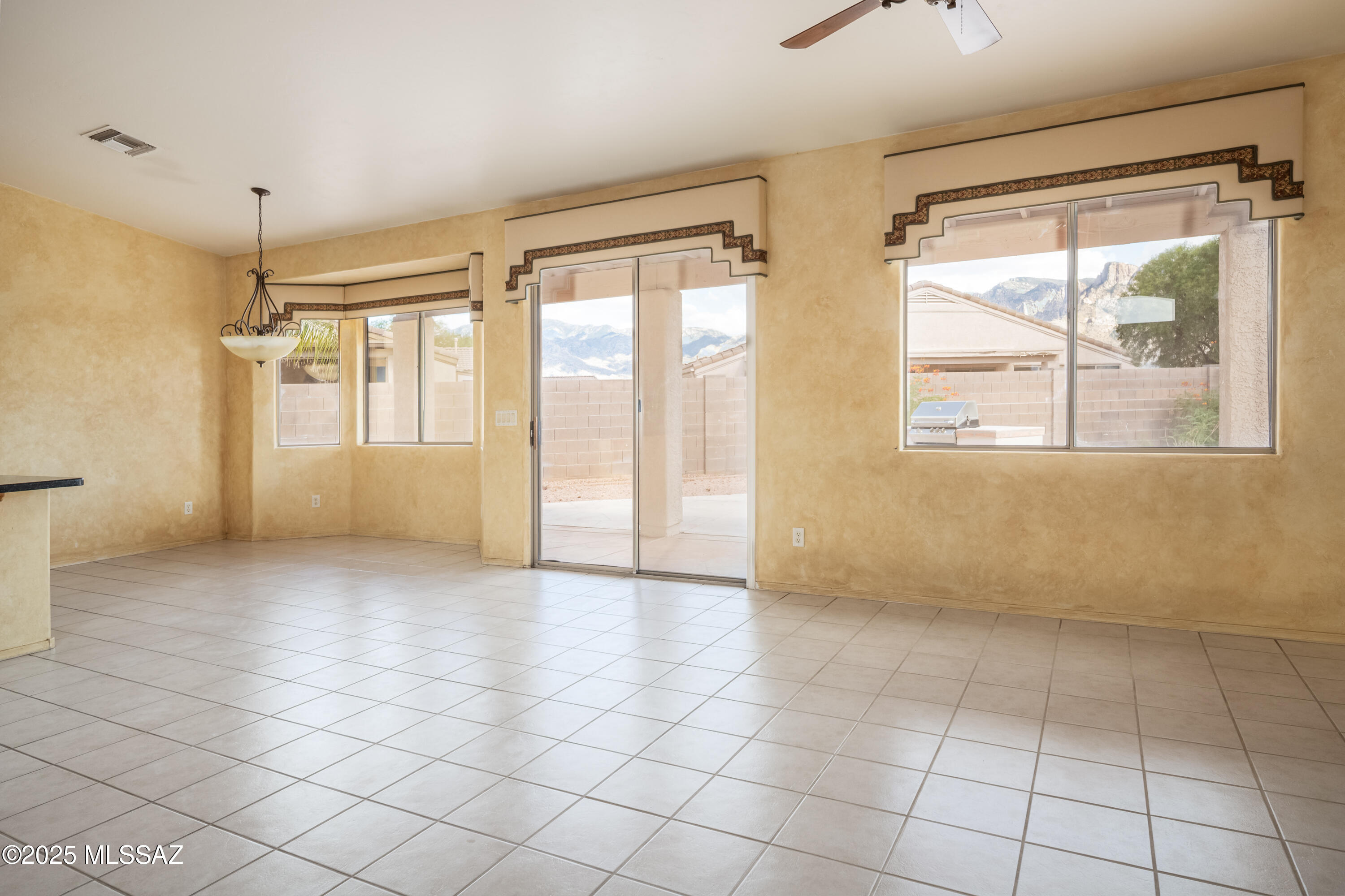 251 W La Veta Court