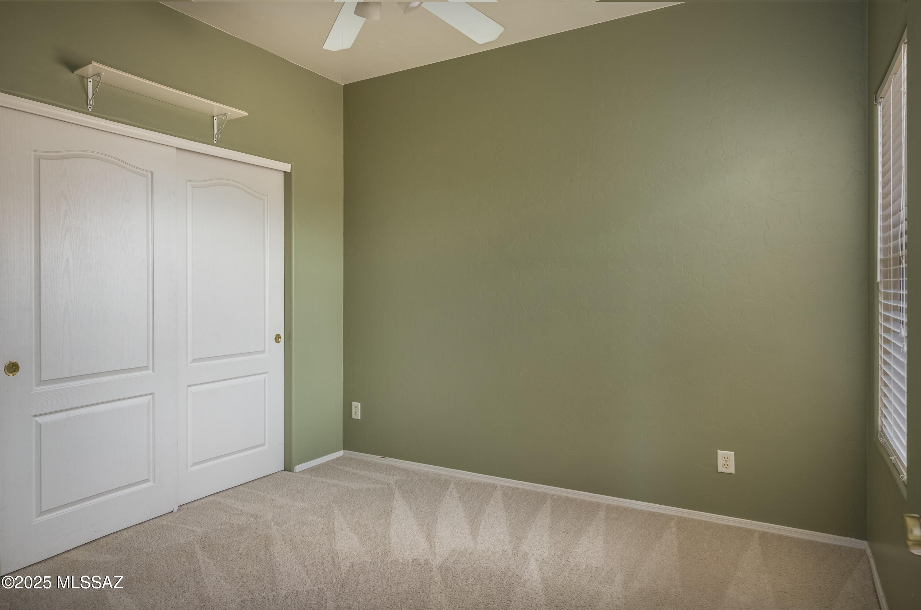 251 W La Veta Court