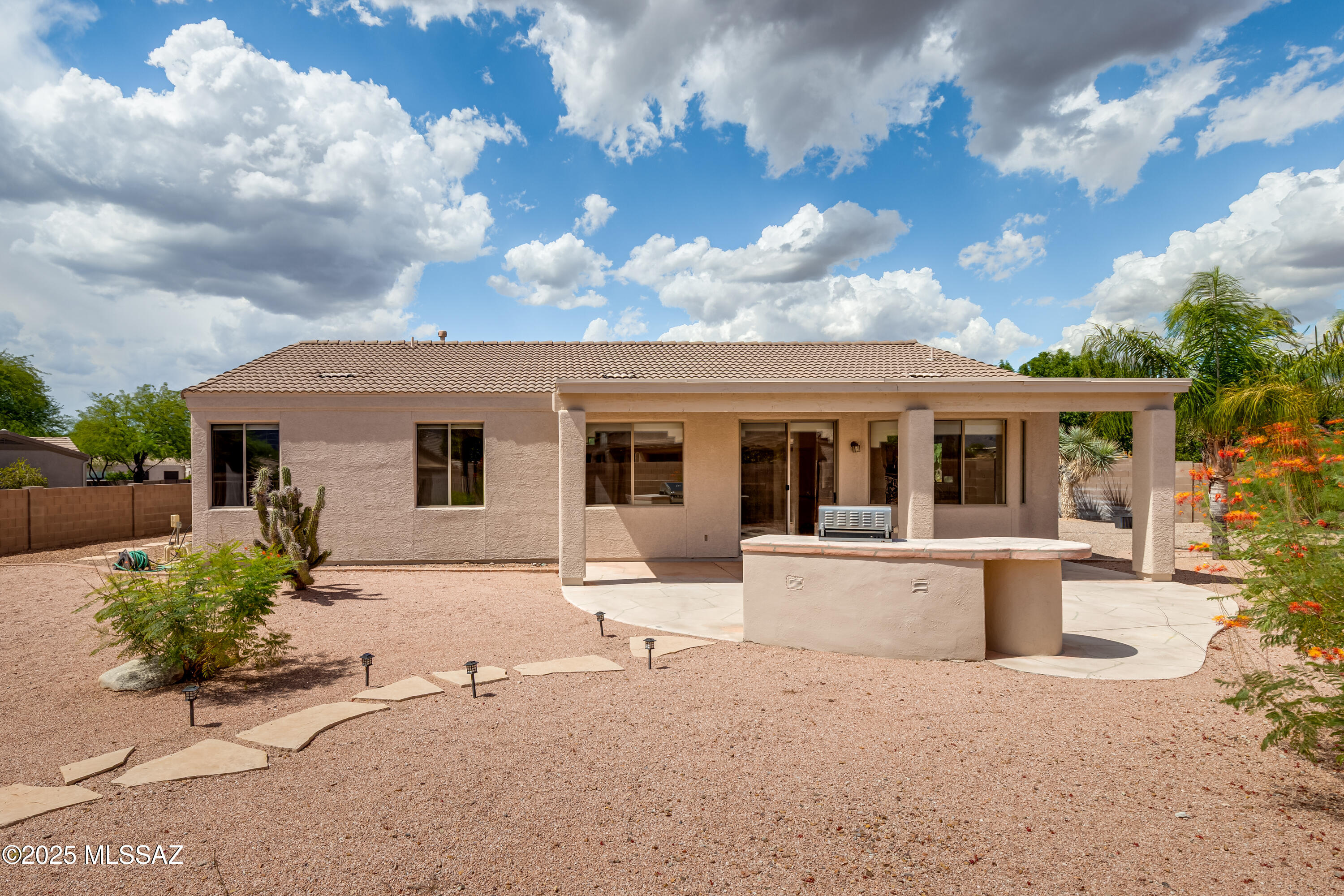 251 W La Veta Court
