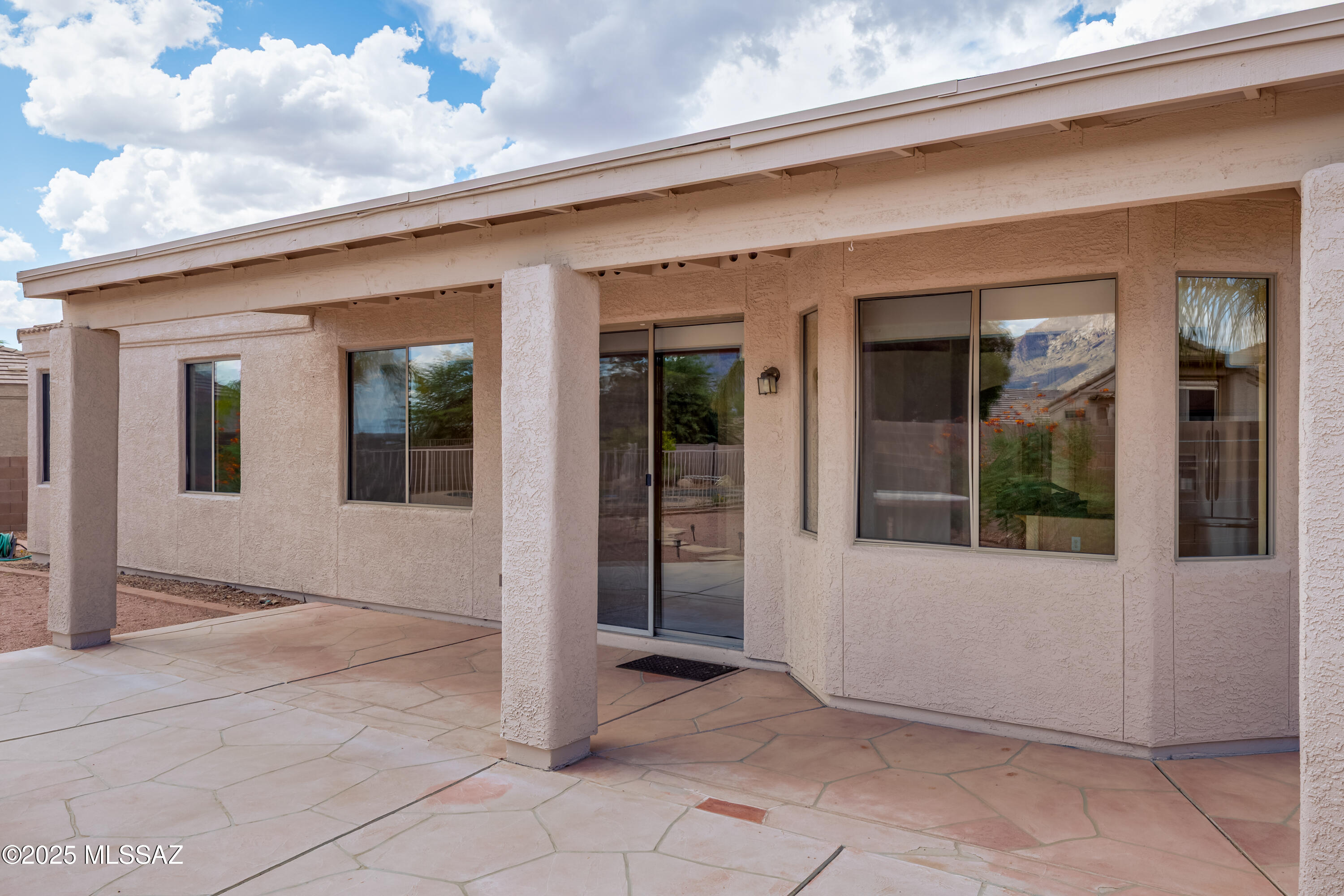 251 W La Veta Court