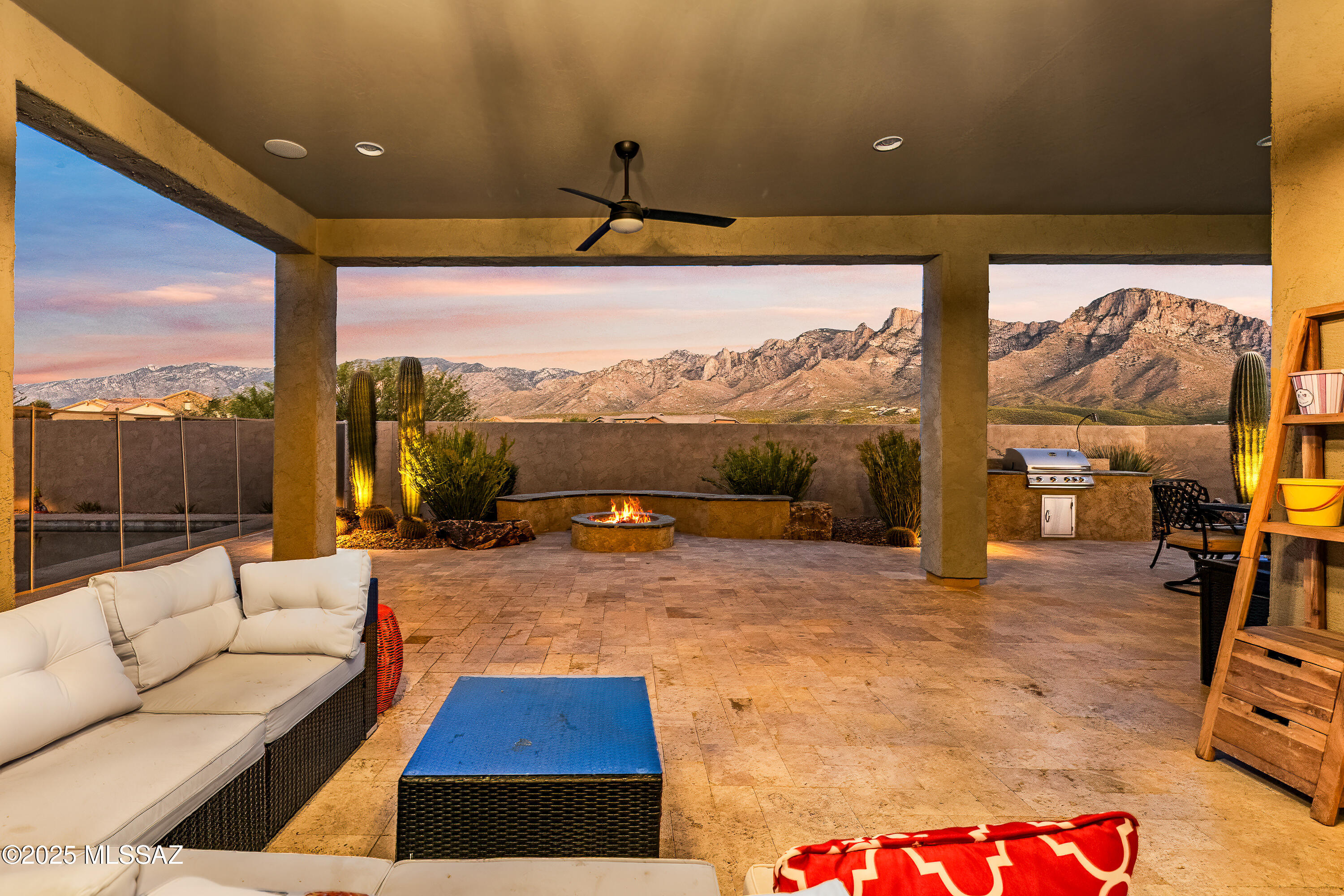 755 E Naranja Drive